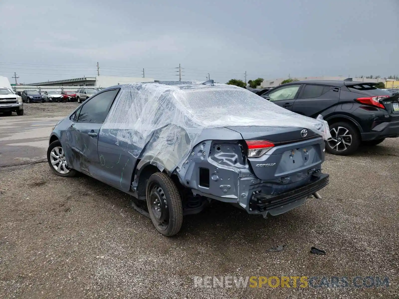 3 Photograph of a damaged car JTDEPRAE5LJ067658 TOYOTA COROLLA 2020