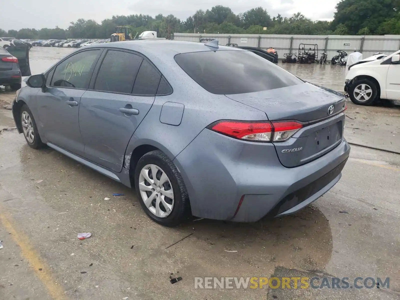 3 Photograph of a damaged car JTDEPRAE5LJ070706 TOYOTA COROLLA 2020