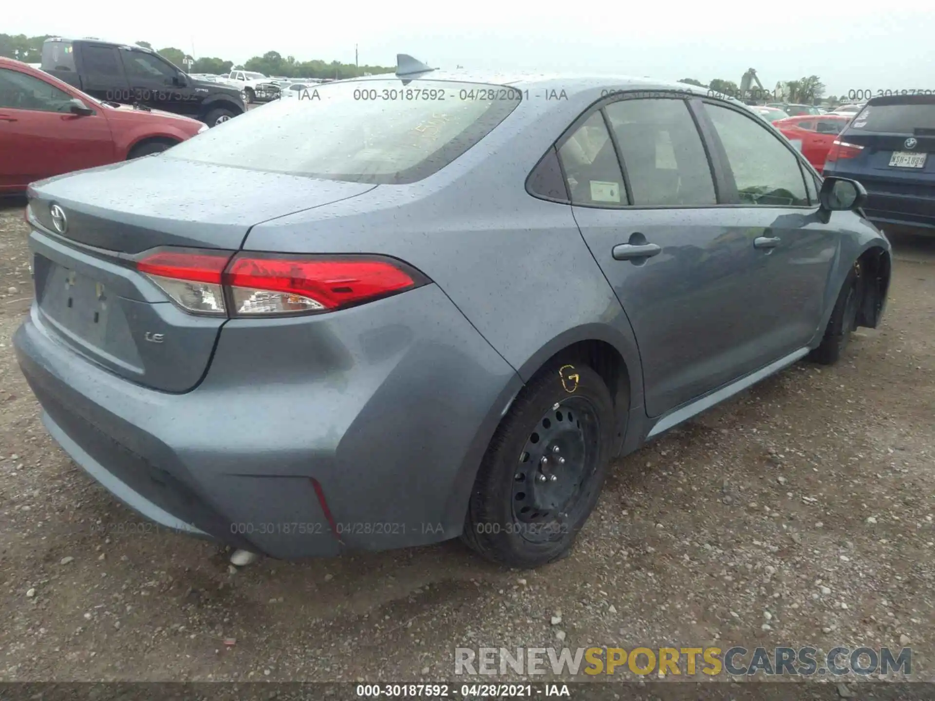 4 Photograph of a damaged car JTDEPRAE5LJ071287 TOYOTA COROLLA 2020