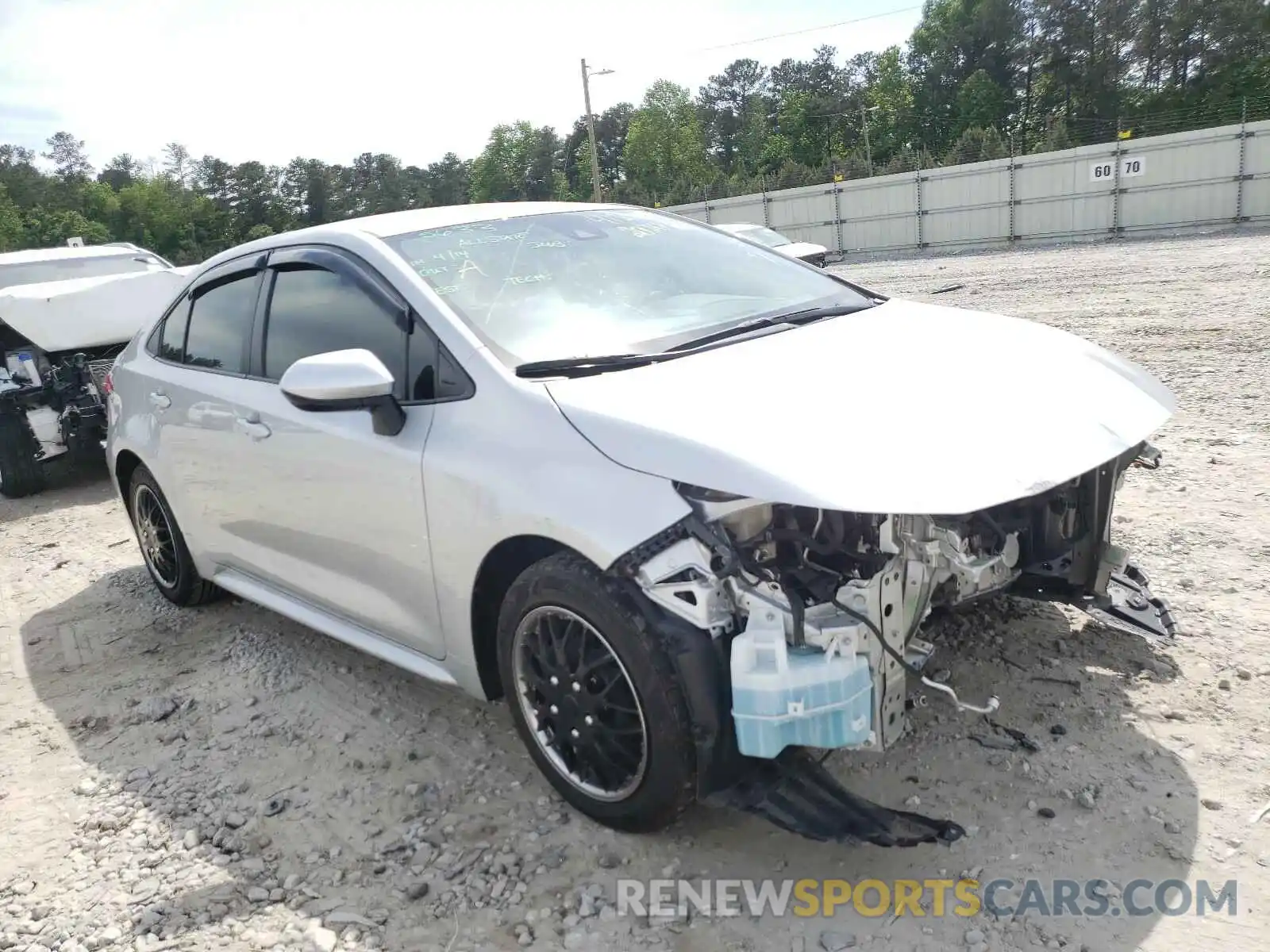 1 Photograph of a damaged car JTDEPRAE5LJ071368 TOYOTA COROLLA 2020