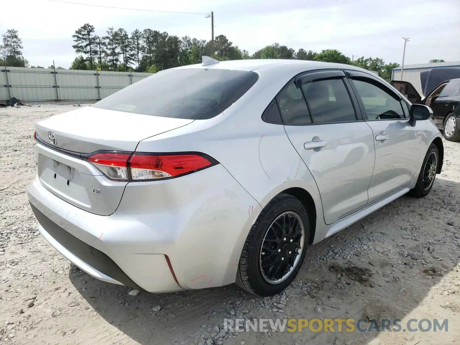 4 Photograph of a damaged car JTDEPRAE5LJ071368 TOYOTA COROLLA 2020