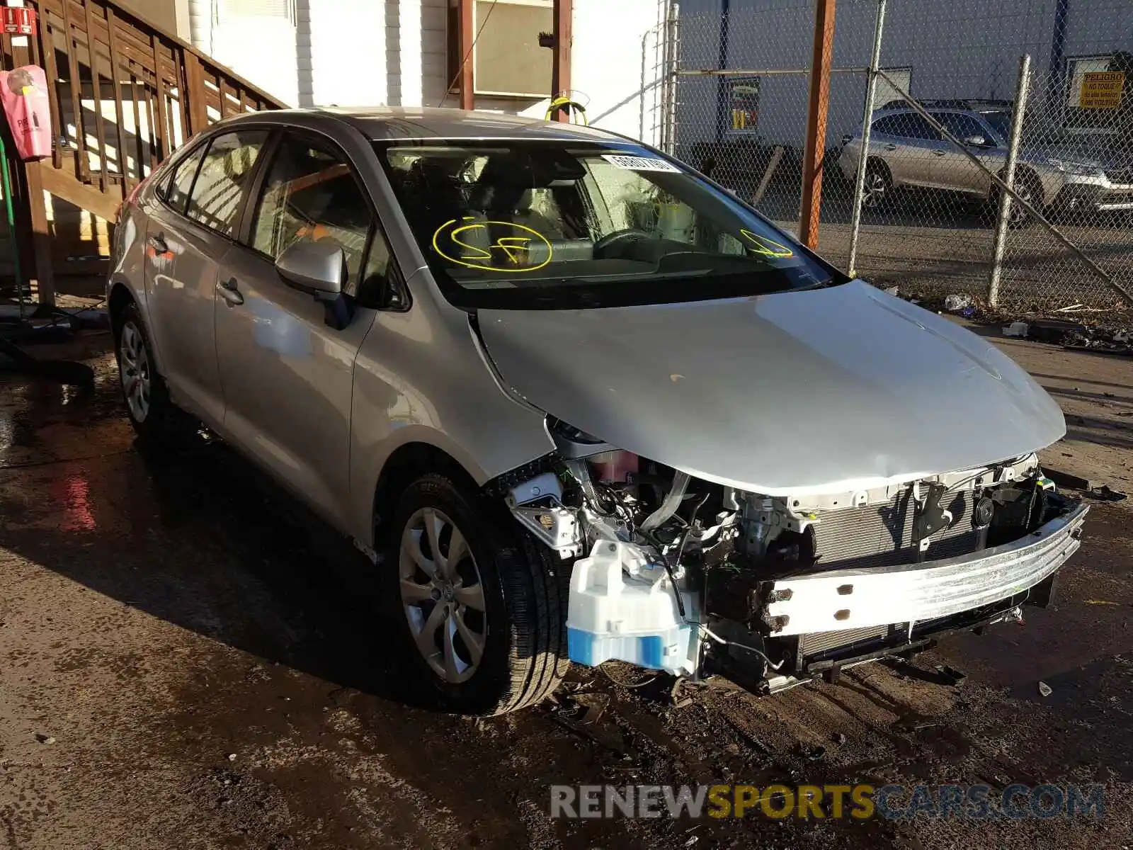 1 Photograph of a damaged car JTDEPRAE5LJ071967 TOYOTA COROLLA 2020