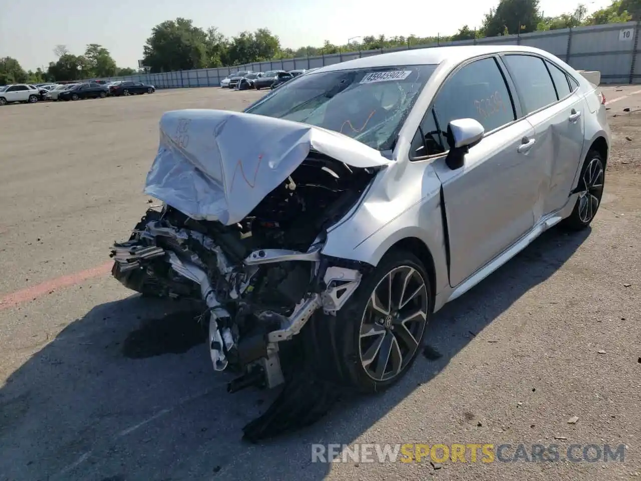 2 Photograph of a damaged car JTDEPRAE5LJ073072 TOYOTA COROLLA 2020