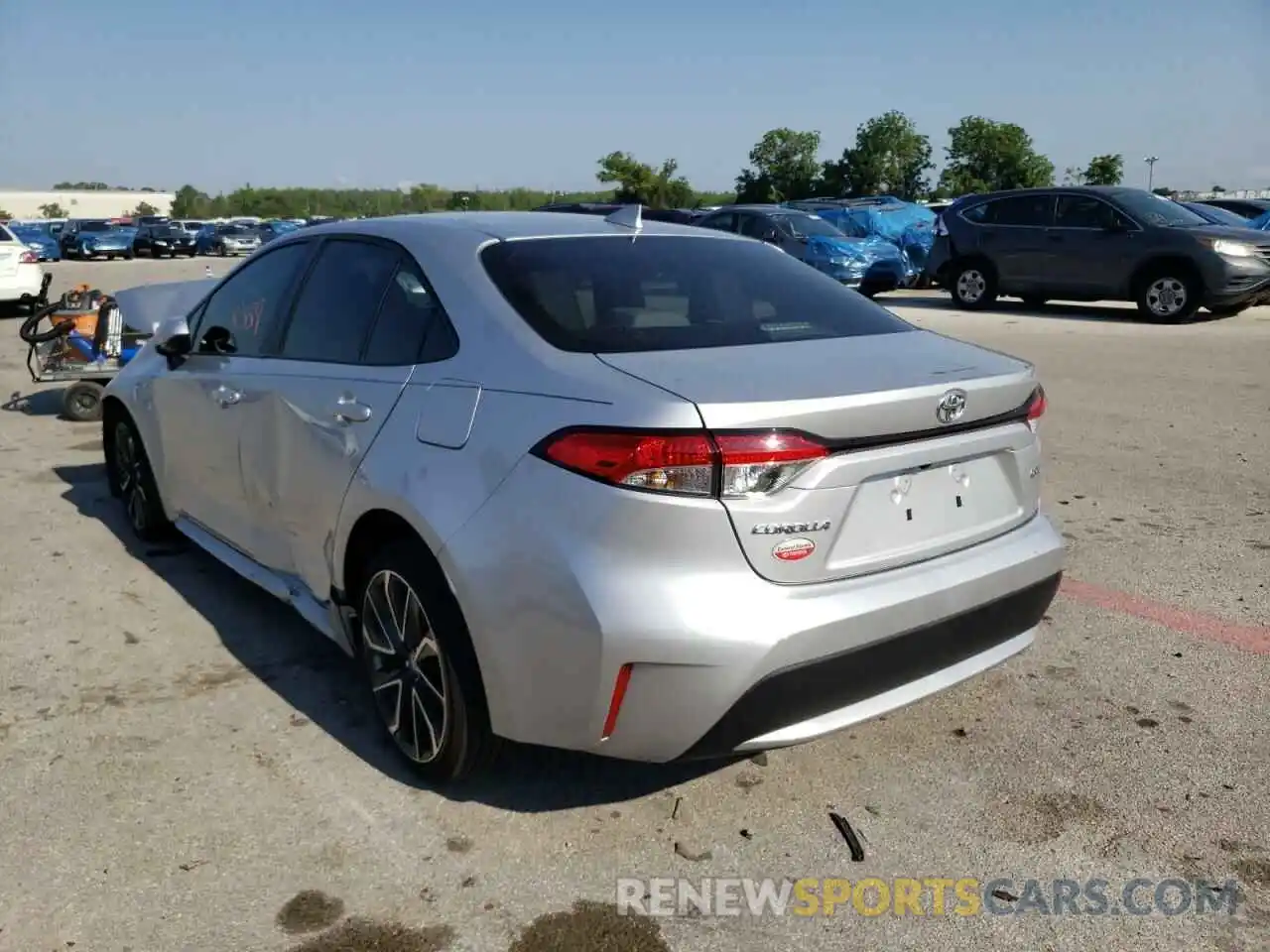 3 Photograph of a damaged car JTDEPRAE5LJ073072 TOYOTA COROLLA 2020