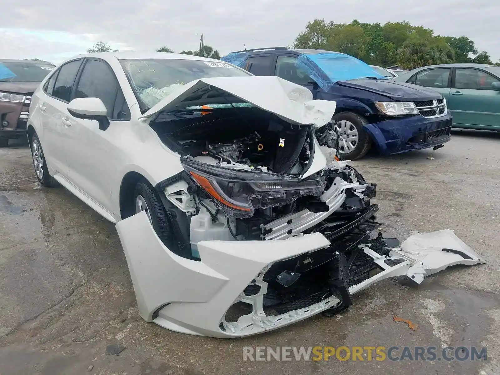 1 Photograph of a damaged car JTDEPRAE5LJ074979 TOYOTA COROLLA 2020