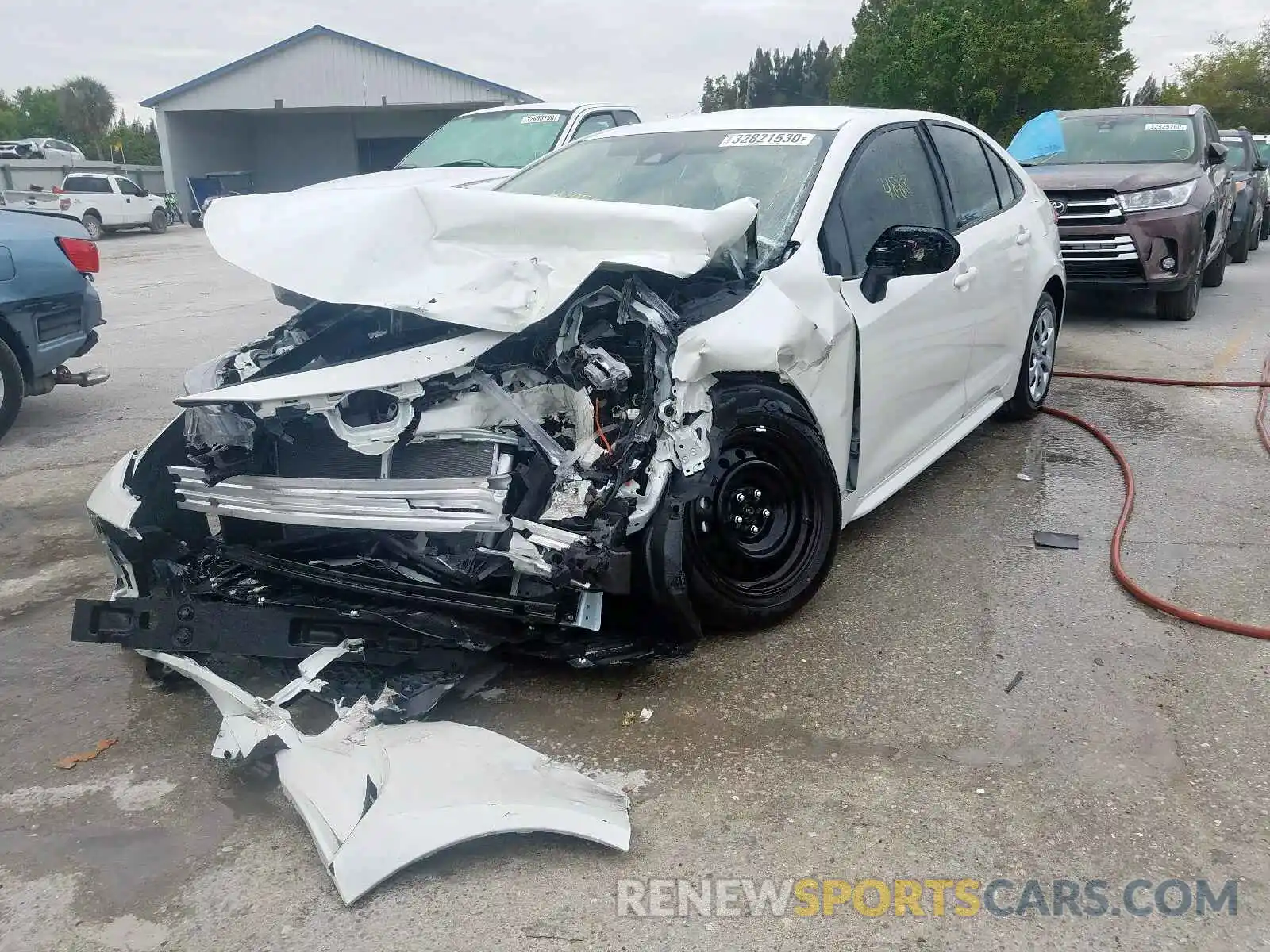 2 Photograph of a damaged car JTDEPRAE5LJ074979 TOYOTA COROLLA 2020