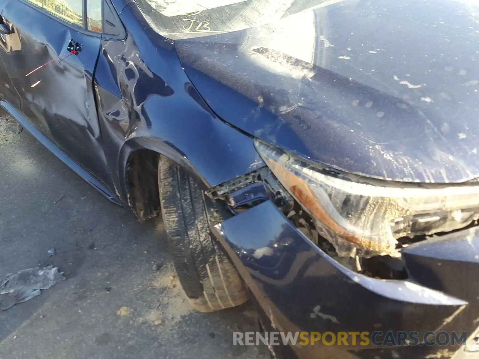 9 Photograph of a damaged car JTDEPRAE5LJ075145 TOYOTA COROLLA 2020