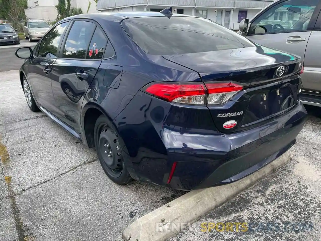 3 Photograph of a damaged car JTDEPRAE5LJ076912 TOYOTA COROLLA 2020