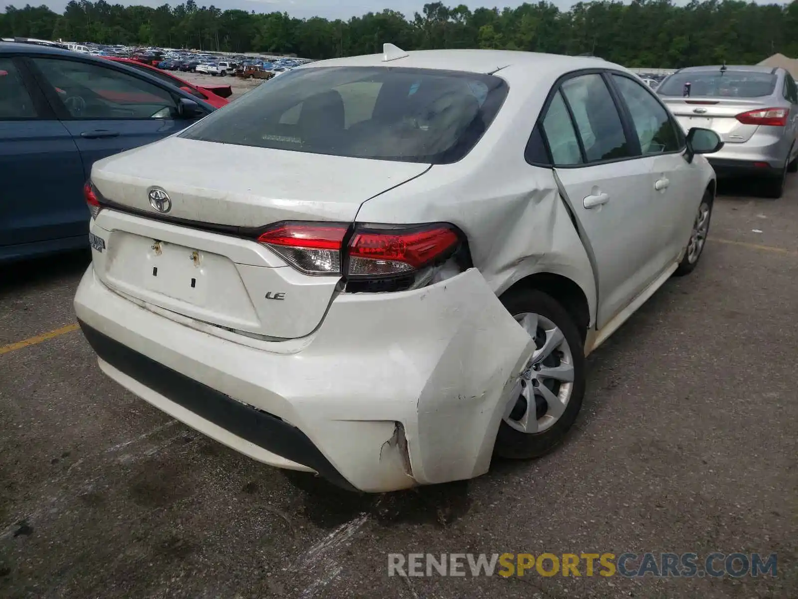 4 Photograph of a damaged car JTDEPRAE5LJ077963 TOYOTA COROLLA 2020