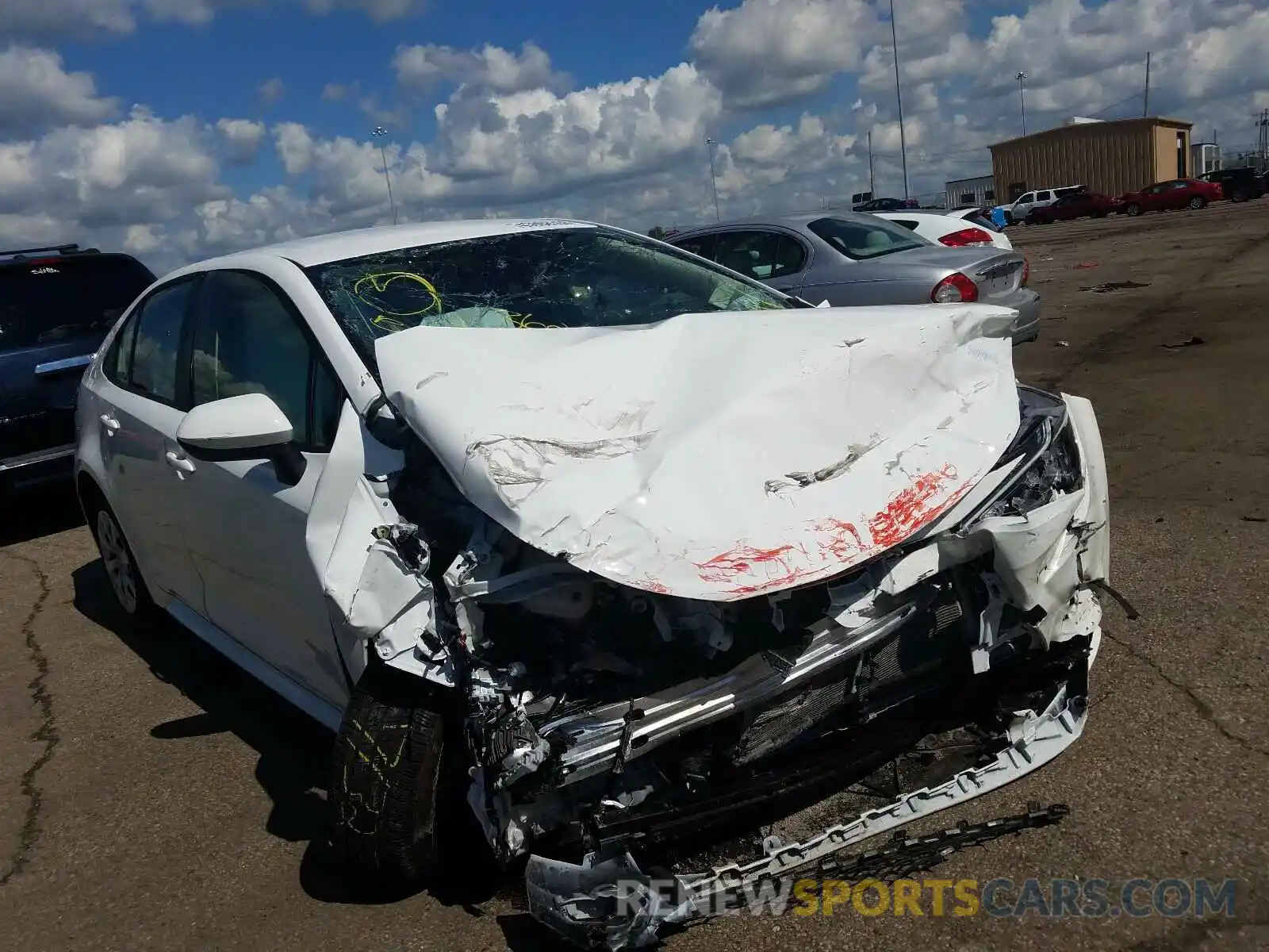 1 Photograph of a damaged car JTDEPRAE5LJ078837 TOYOTA COROLLA 2020