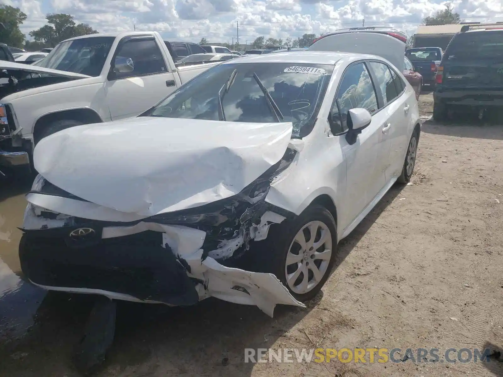 2 Photograph of a damaged car JTDEPRAE5LJ080605 TOYOTA COROLLA 2020