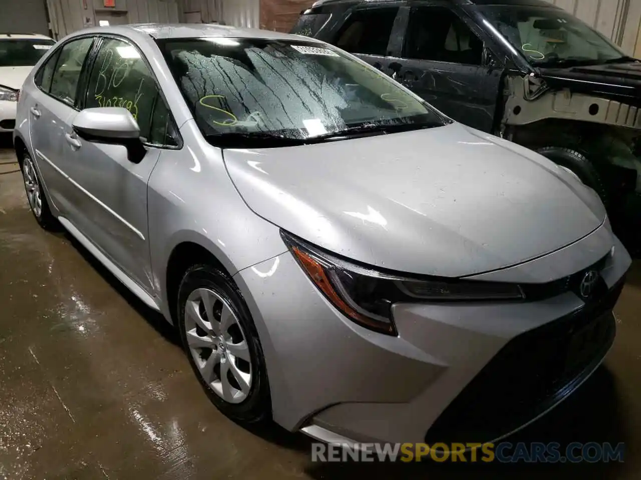 1 Photograph of a damaged car JTDEPRAE5LJ081298 TOYOTA COROLLA 2020