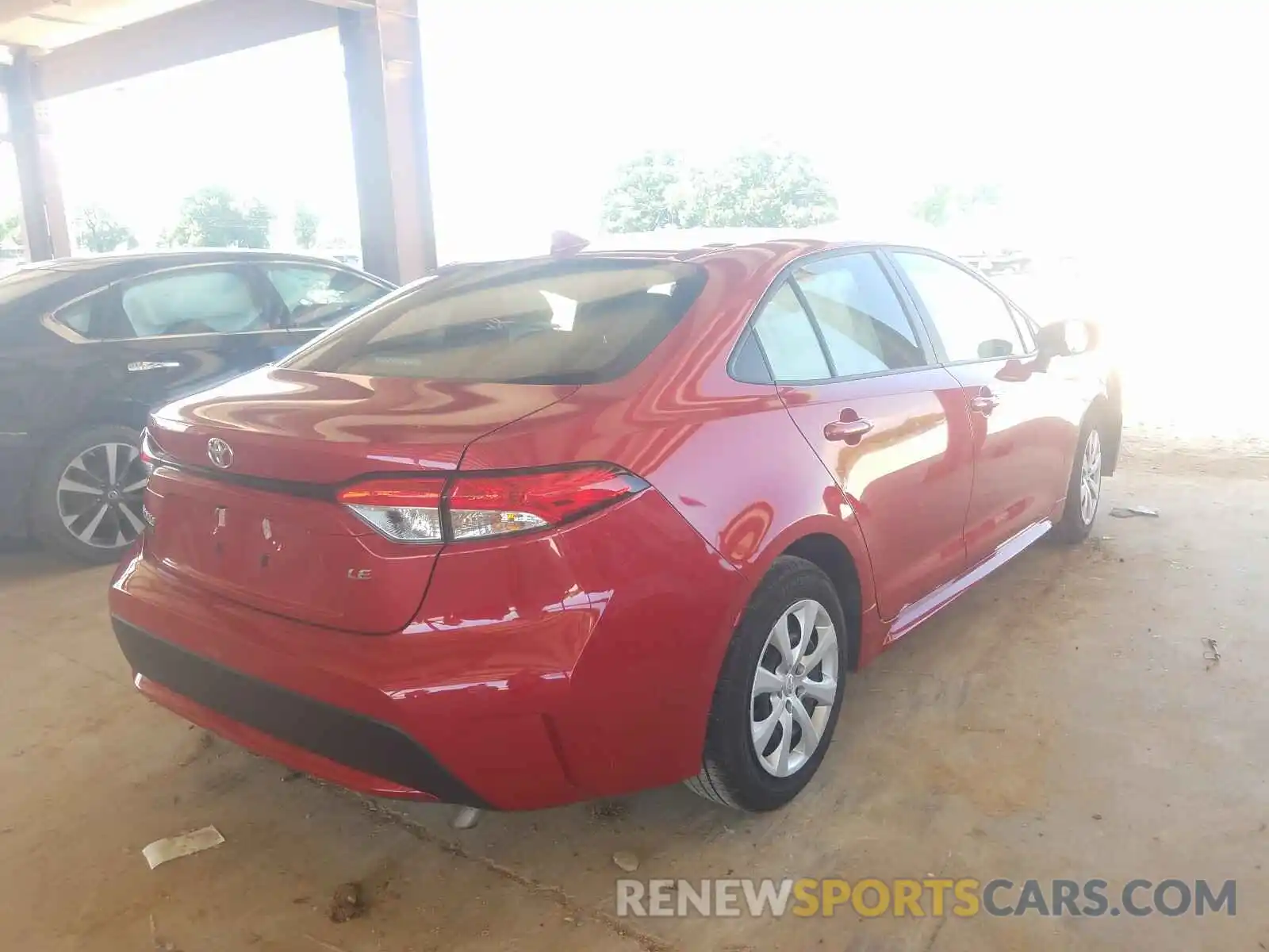 4 Photograph of a damaged car JTDEPRAE5LJ081303 TOYOTA COROLLA 2020