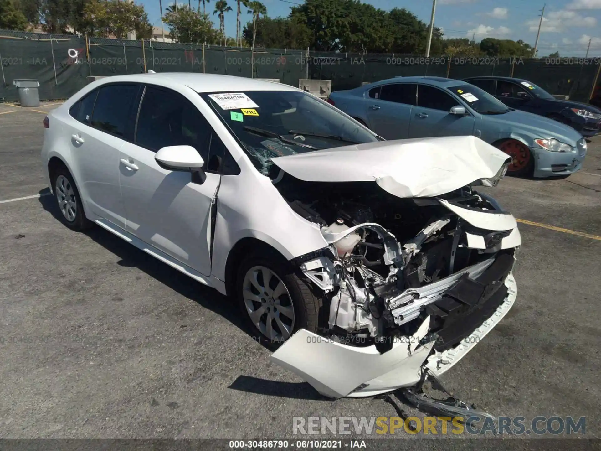 1 Photograph of a damaged car JTDEPRAE5LJ082175 TOYOTA COROLLA 2020