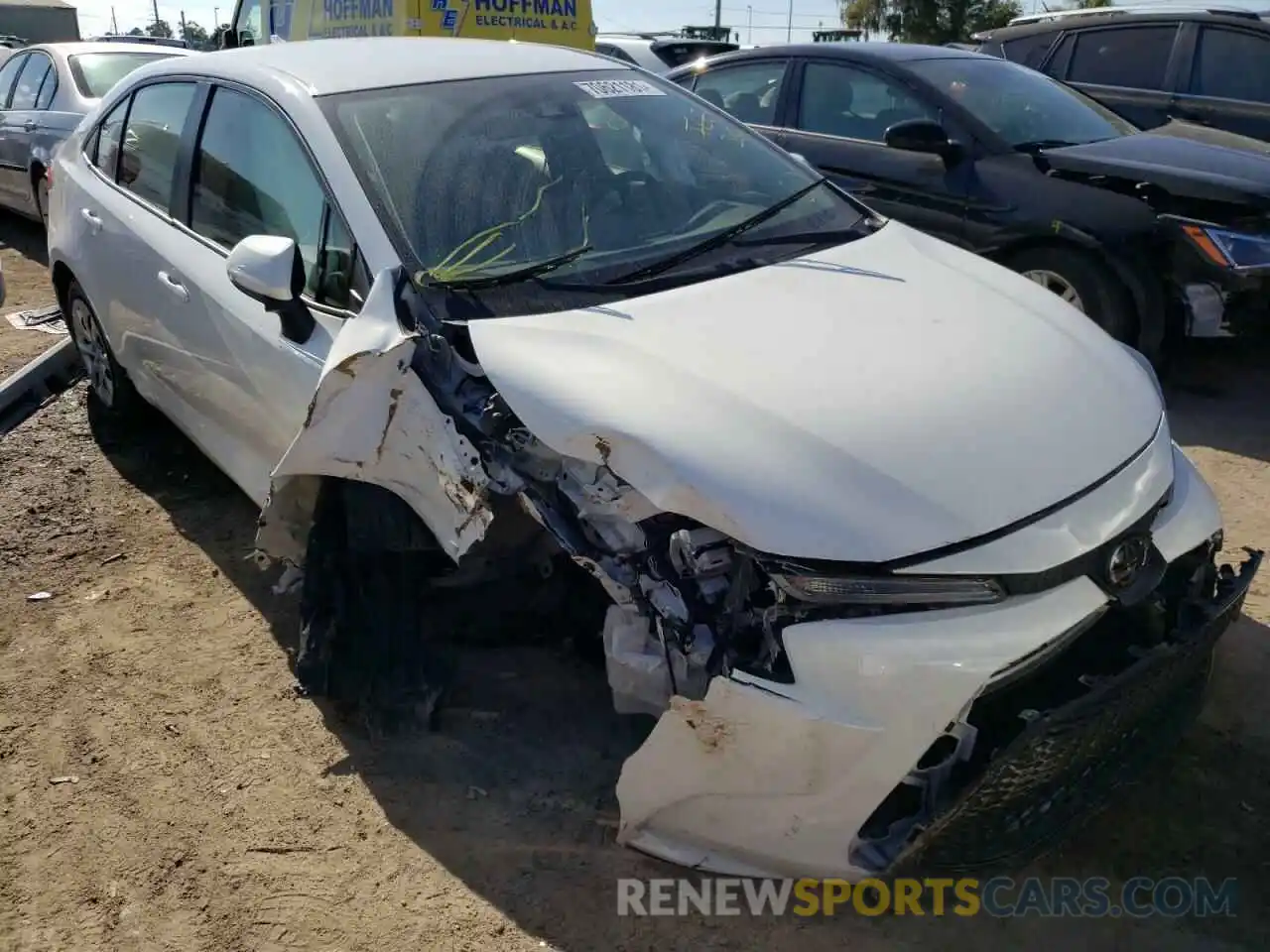 1 Photograph of a damaged car JTDEPRAE5LJ082726 TOYOTA COROLLA 2020