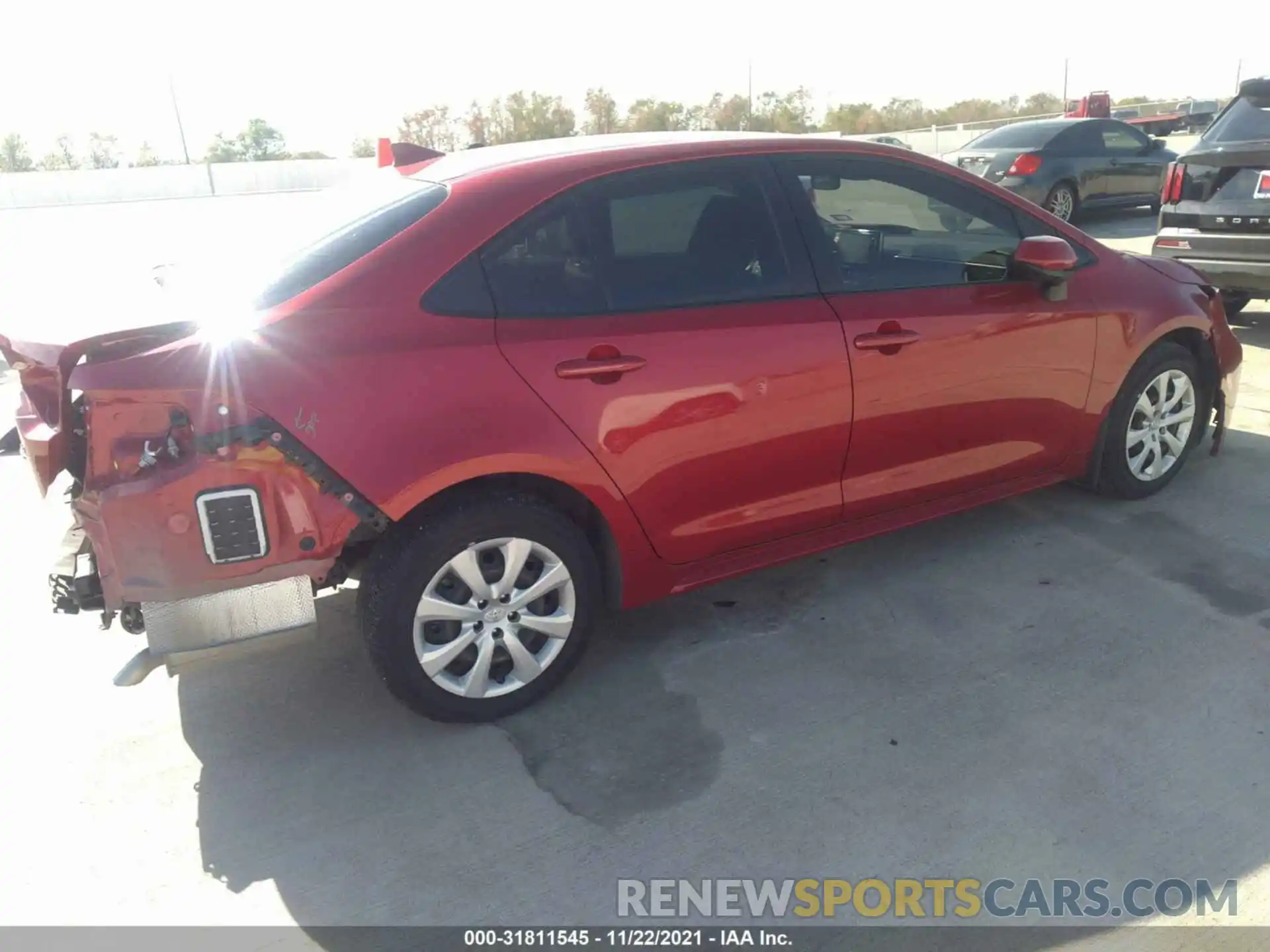 4 Photograph of a damaged car JTDEPRAE5LJ083441 TOYOTA COROLLA 2020