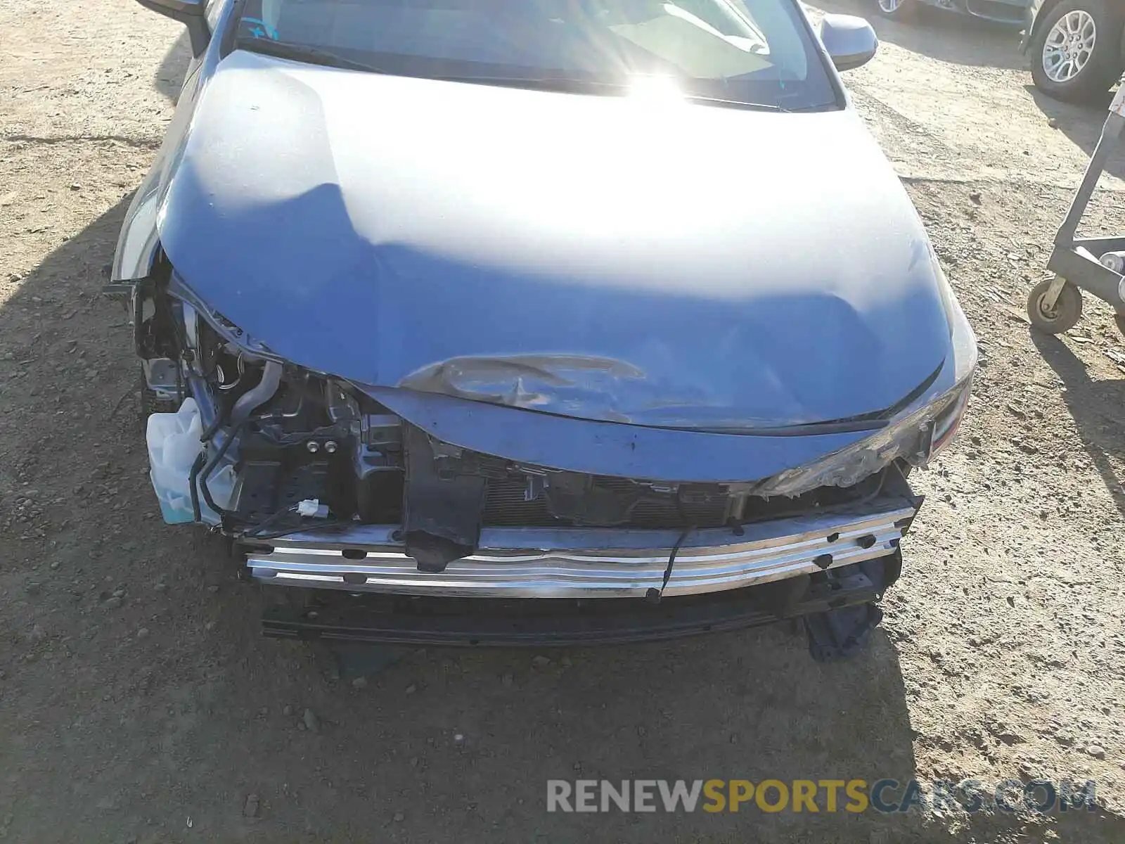 9 Photograph of a damaged car JTDEPRAE5LJ084900 TOYOTA COROLLA 2020