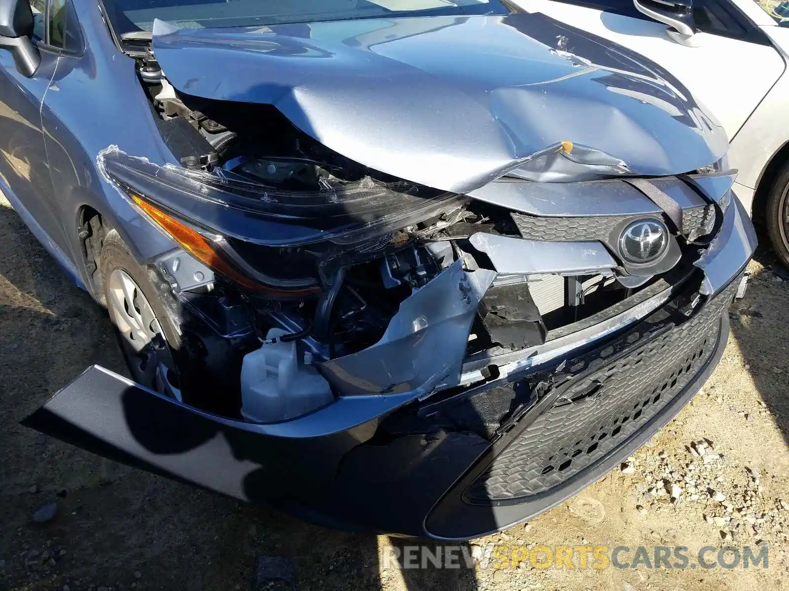 9 Photograph of a damaged car JTDEPRAE5LJ085173 TOYOTA COROLLA 2020