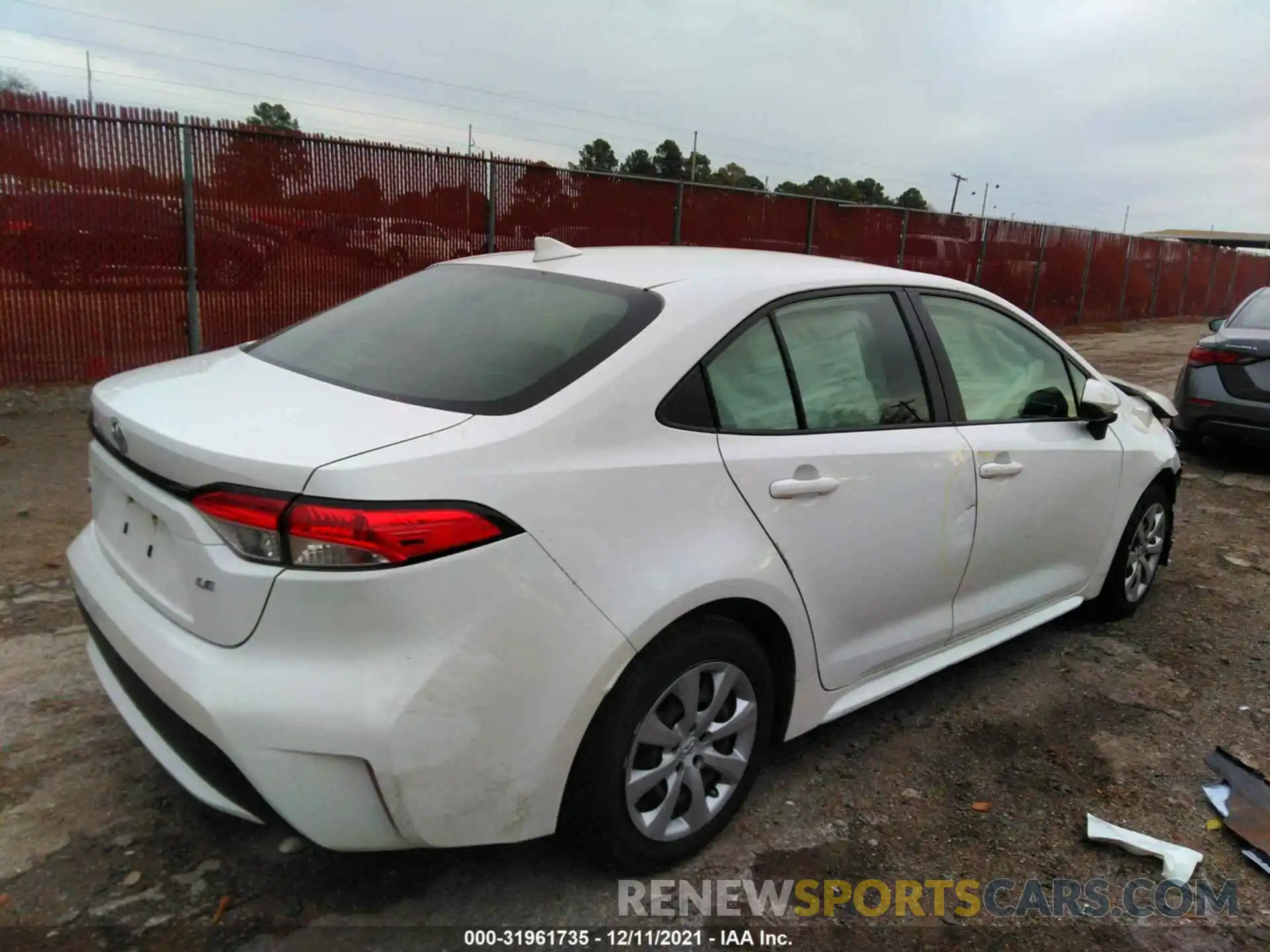 4 Photograph of a damaged car JTDEPRAE5LJ085464 TOYOTA COROLLA 2020