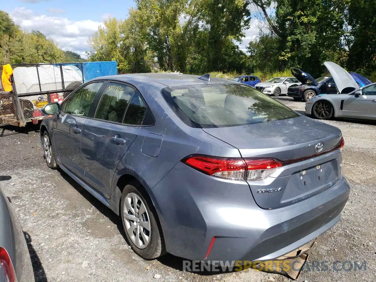 3 Photograph of a damaged car JTDEPRAE5LJ085738 TOYOTA COROLLA 2020