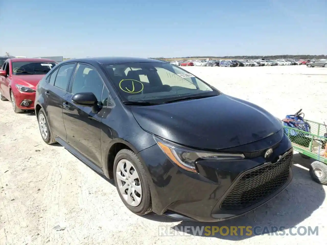 1 Photograph of a damaged car JTDEPRAE5LJ086646 TOYOTA COROLLA 2020