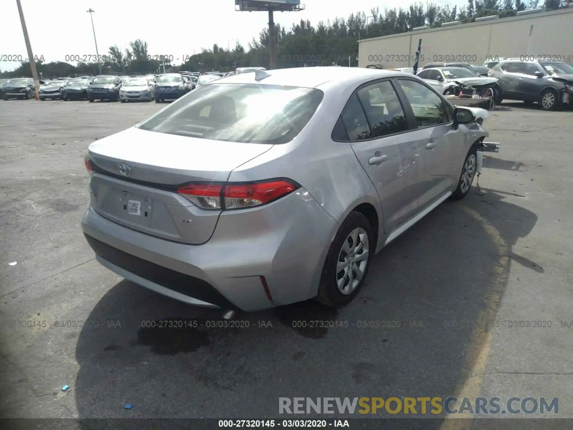 4 Photograph of a damaged car JTDEPRAE5LJ086758 TOYOTA COROLLA 2020