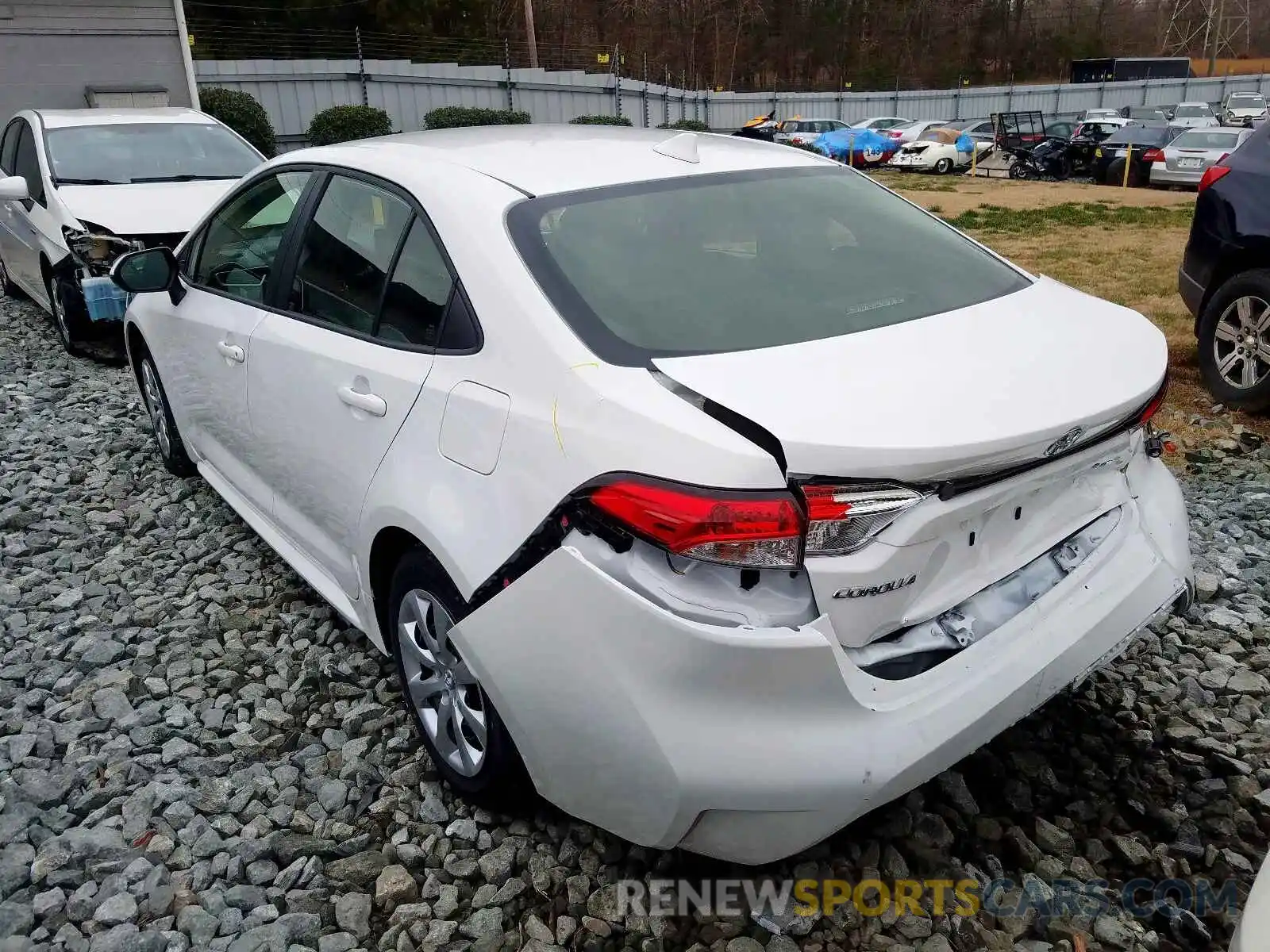 3 Photograph of a damaged car JTDEPRAE5LJ086775 TOYOTA COROLLA 2020