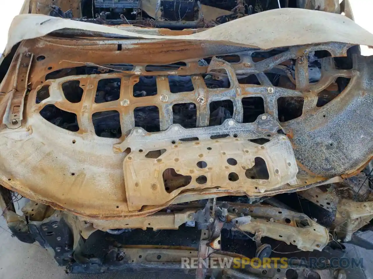 7 Photograph of a damaged car JTDEPRAE5LJ086808 TOYOTA COROLLA 2020