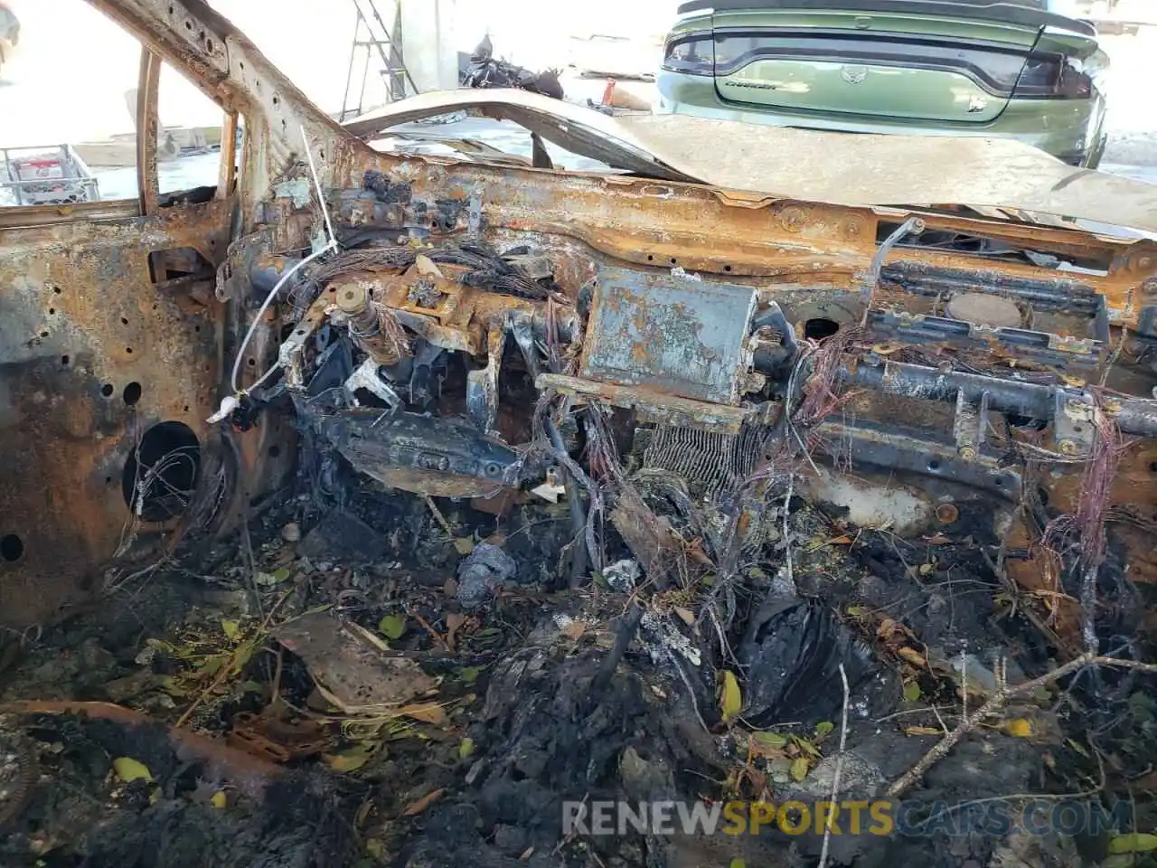 9 Photograph of a damaged car JTDEPRAE5LJ086808 TOYOTA COROLLA 2020