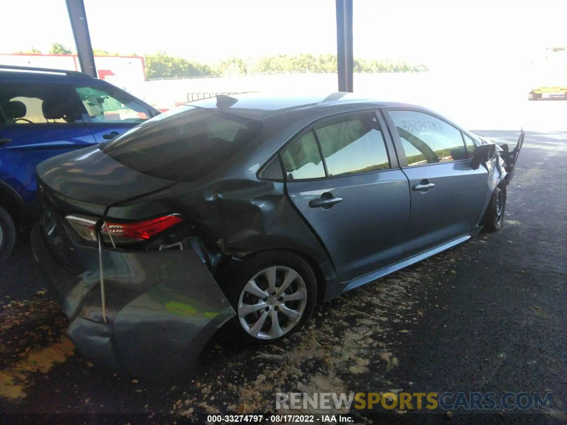 4 Photograph of a damaged car JTDEPRAE5LJ087635 TOYOTA COROLLA 2020