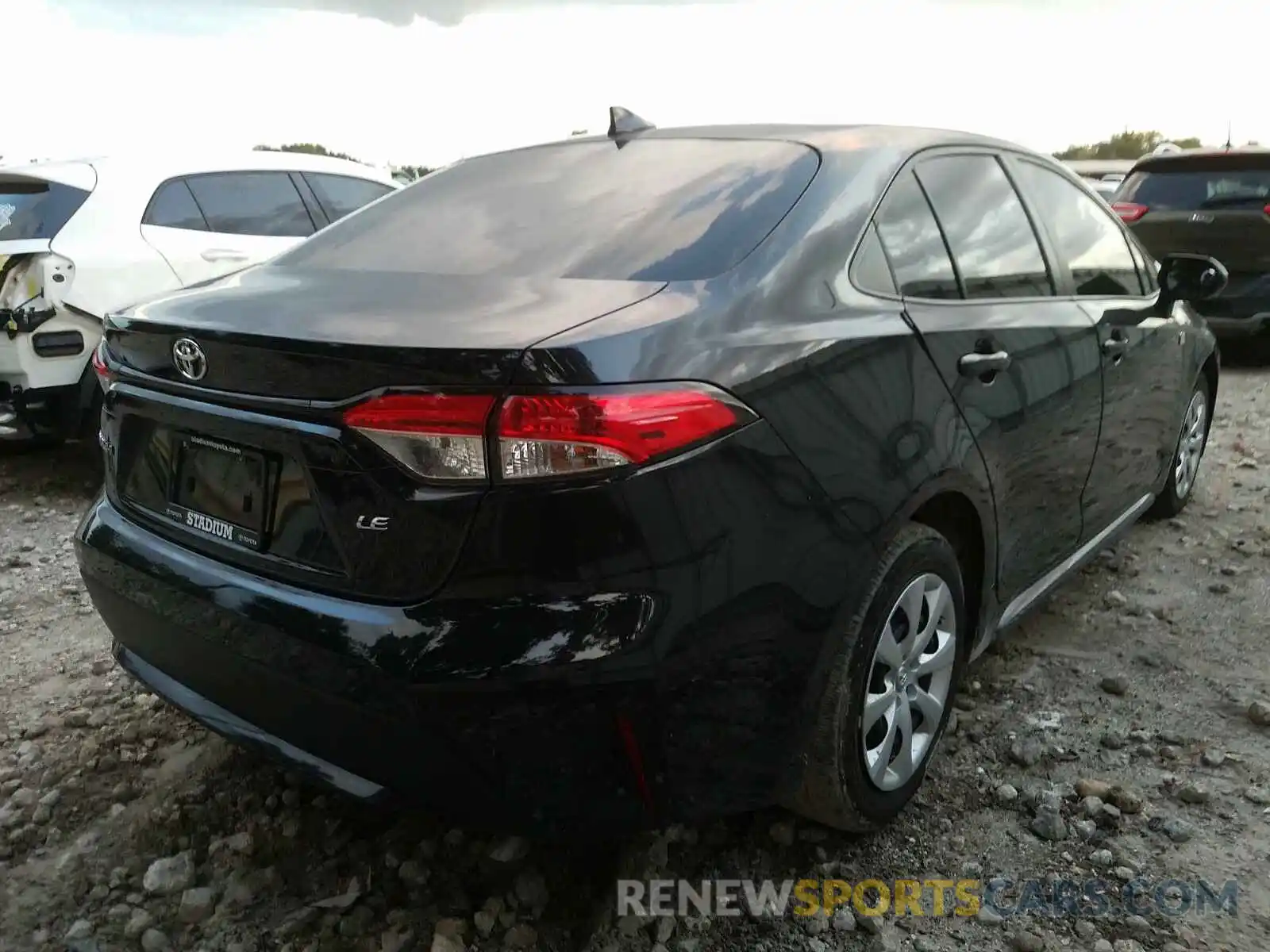 4 Photograph of a damaged car JTDEPRAE5LJ090552 TOYOTA COROLLA 2020