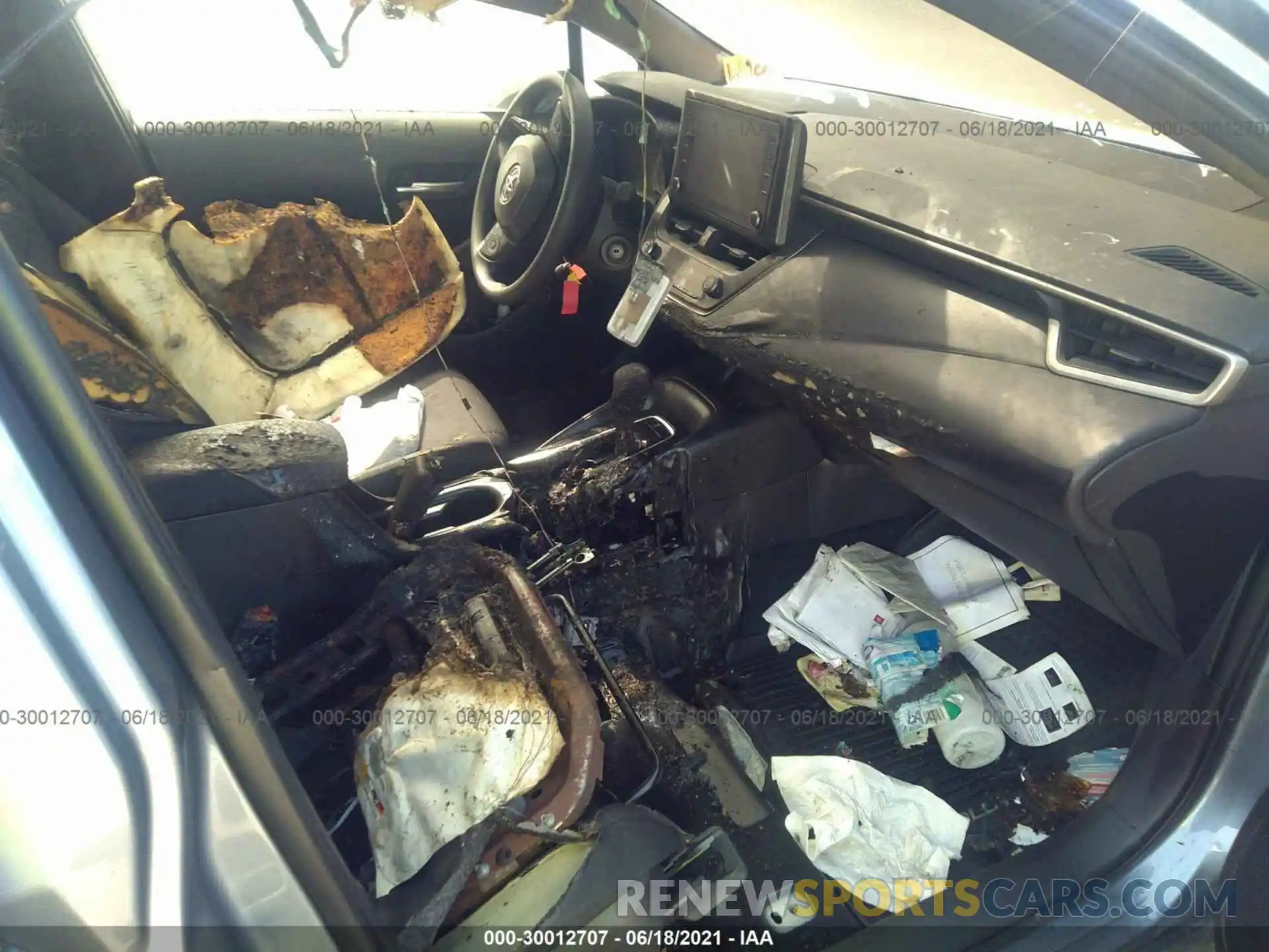 5 Photograph of a damaged car JTDEPRAE5LJ091278 TOYOTA COROLLA 2020