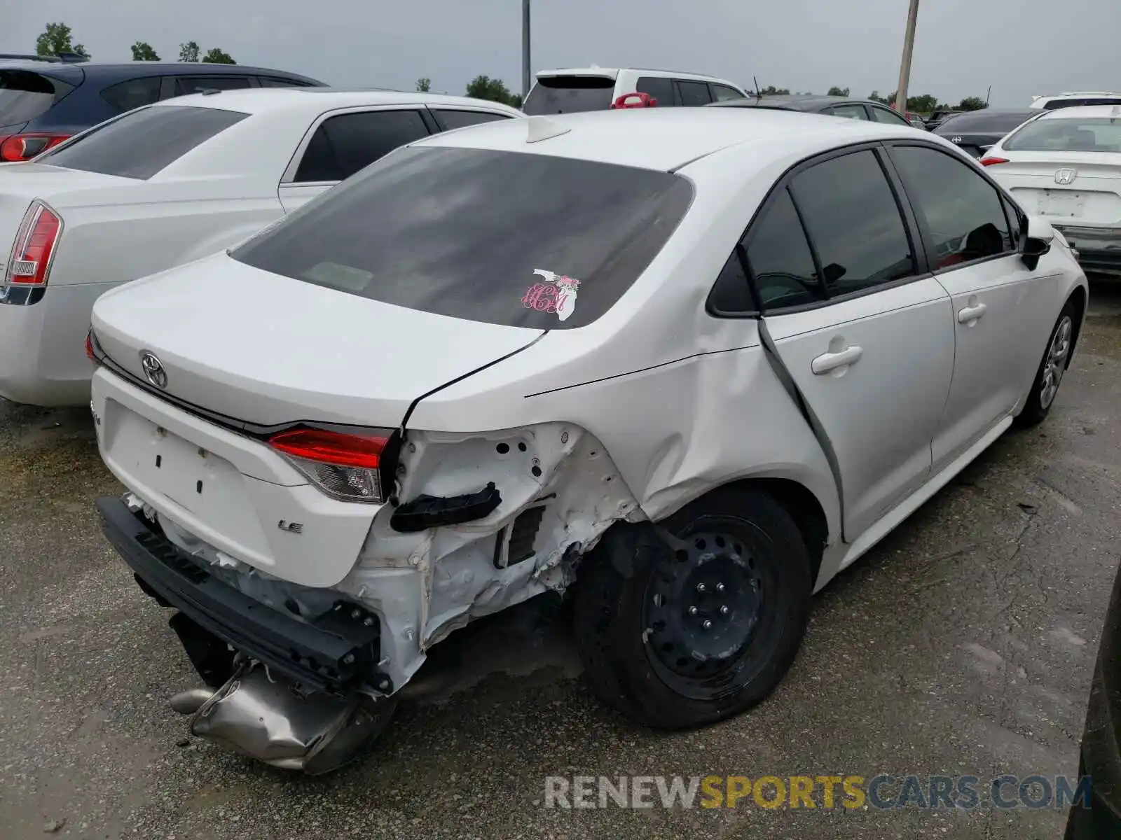 4 Photograph of a damaged car JTDEPRAE5LJ091992 TOYOTA COROLLA 2020