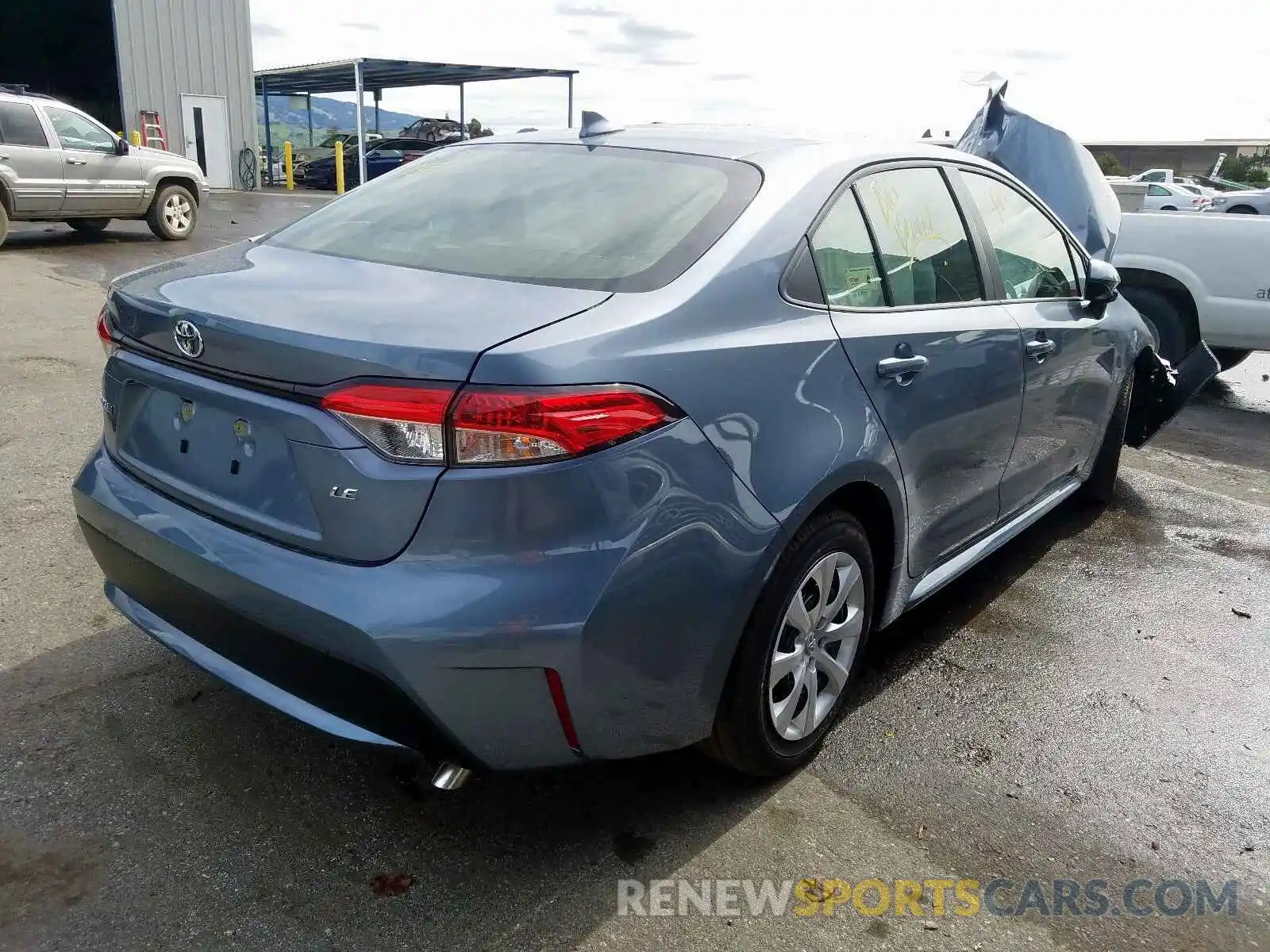 4 Photograph of a damaged car JTDEPRAE5LJ092687 TOYOTA COROLLA 2020