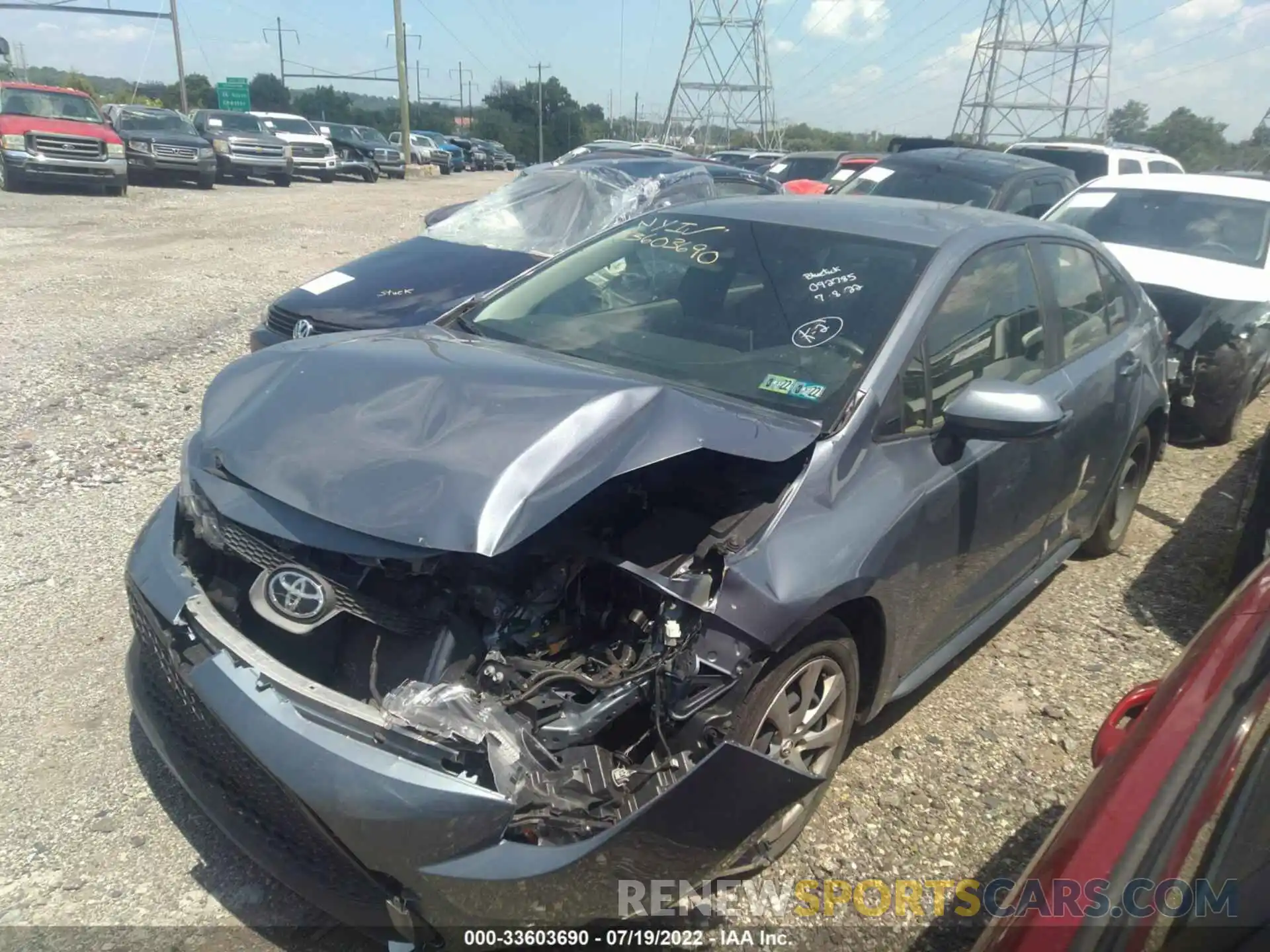 2 Photograph of a damaged car JTDEPRAE5LJ092785 TOYOTA COROLLA 2020