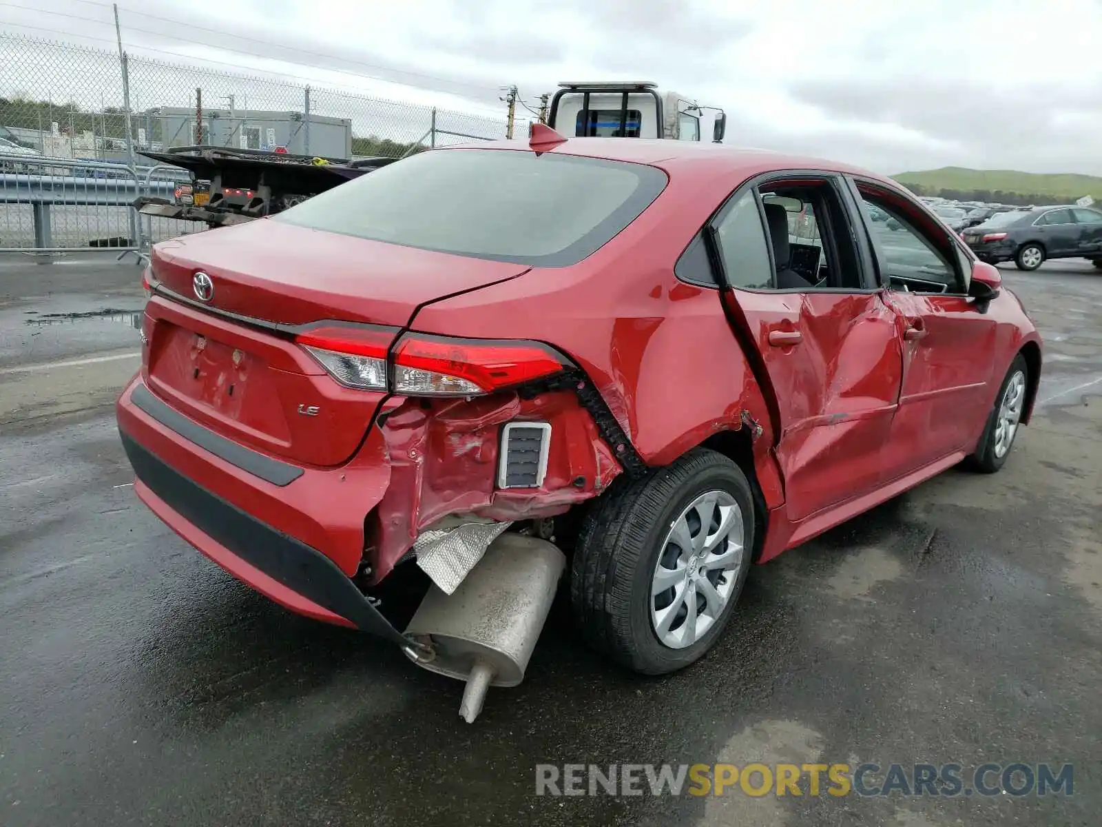 4 Photograph of a damaged car JTDEPRAE5LJ093029 TOYOTA COROLLA 2020