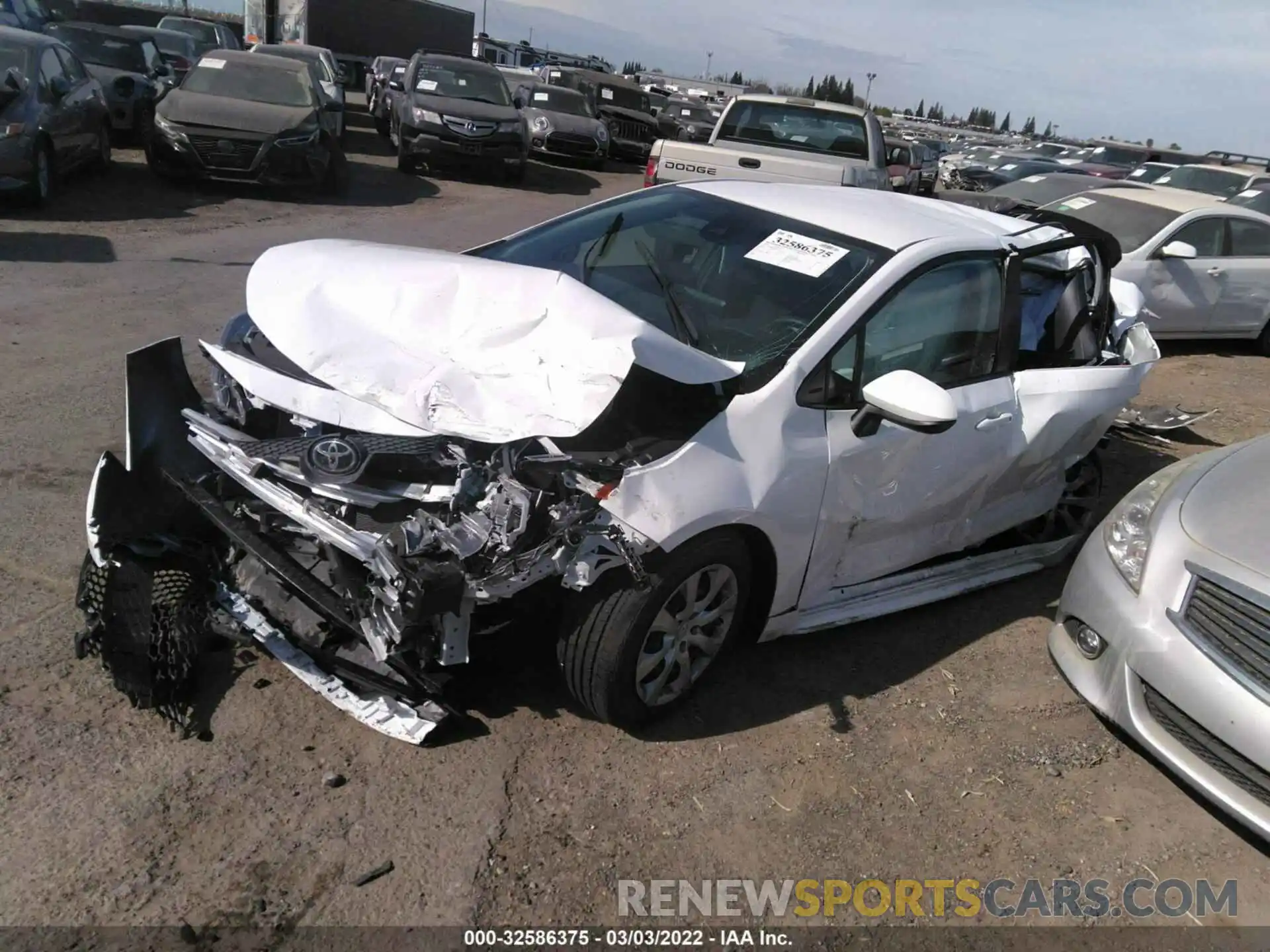 2 Photograph of a damaged car JTDEPRAE5LJ093841 TOYOTA COROLLA 2020