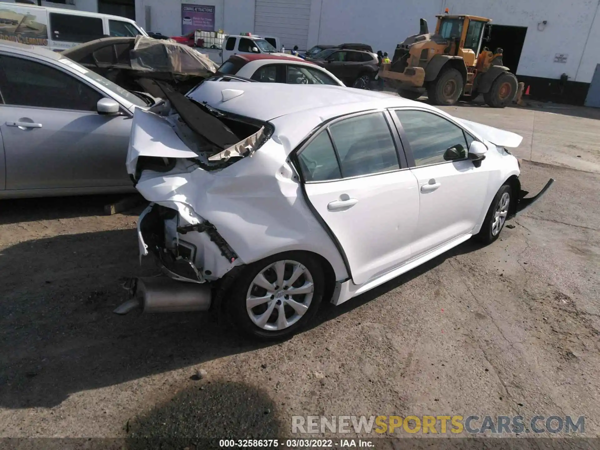 4 Photograph of a damaged car JTDEPRAE5LJ093841 TOYOTA COROLLA 2020