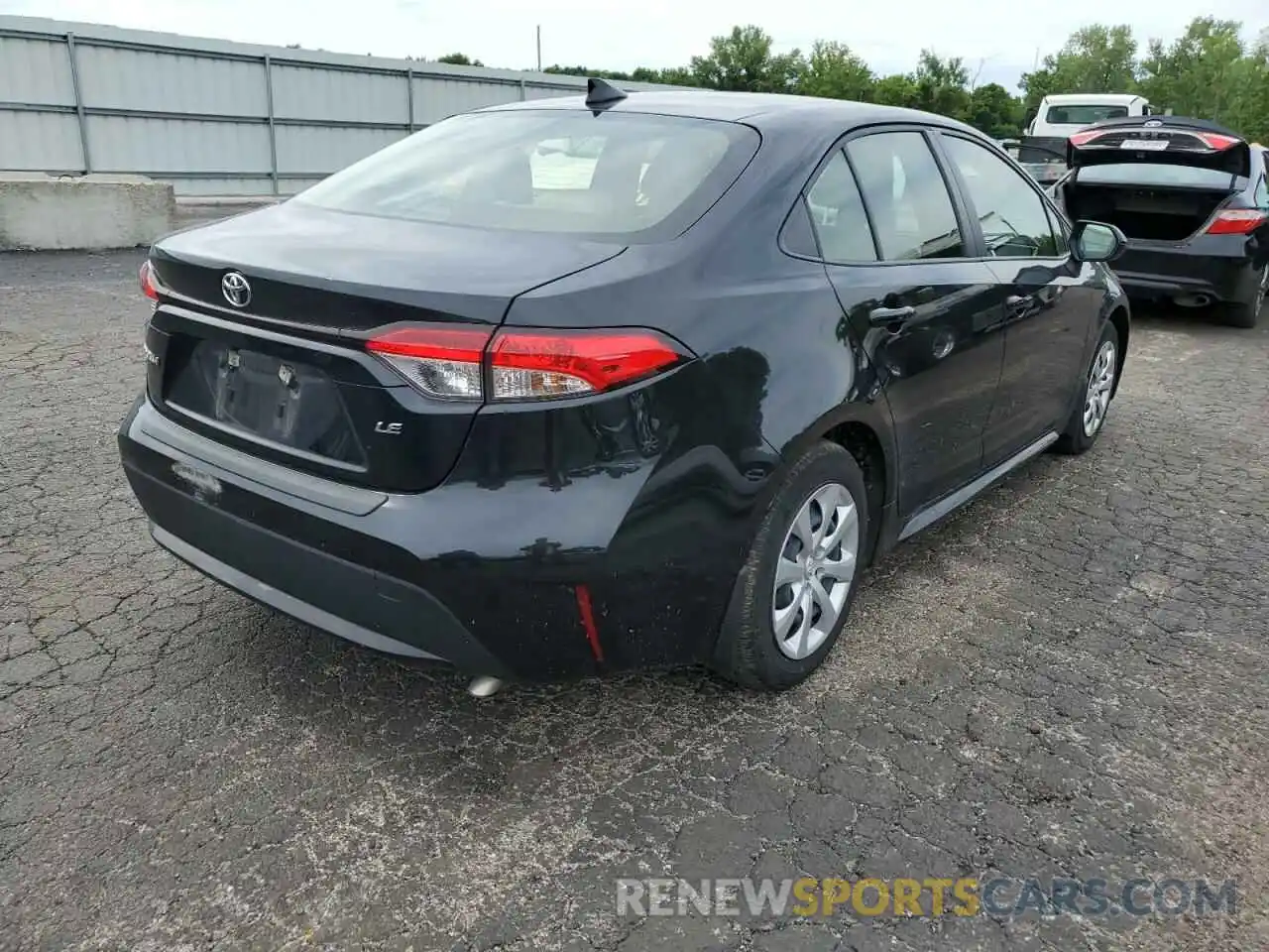 4 Photograph of a damaged car JTDEPRAE5LJ094343 TOYOTA COROLLA 2020