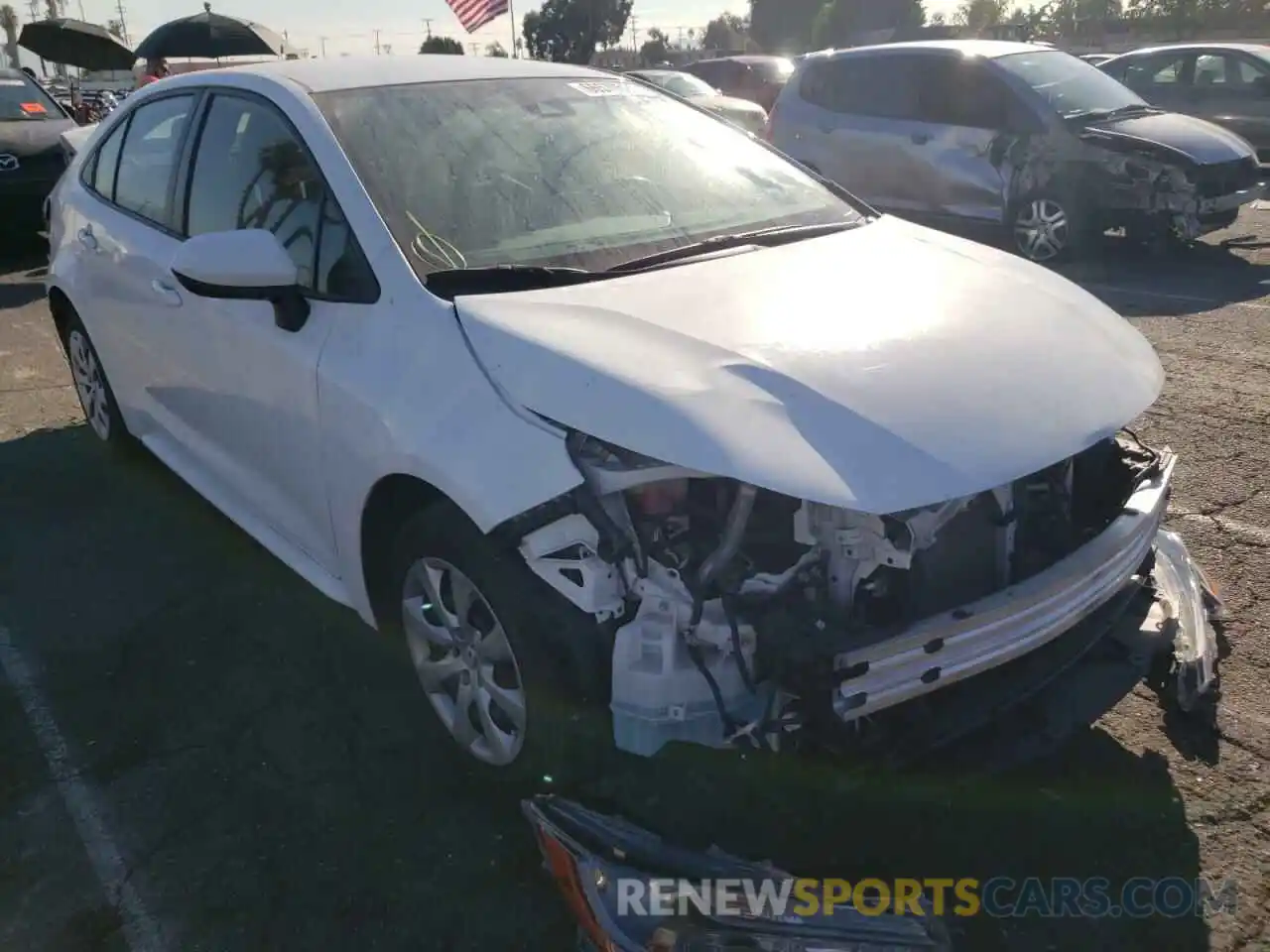 1 Photograph of a damaged car JTDEPRAE5LJ094732 TOYOTA COROLLA 2020