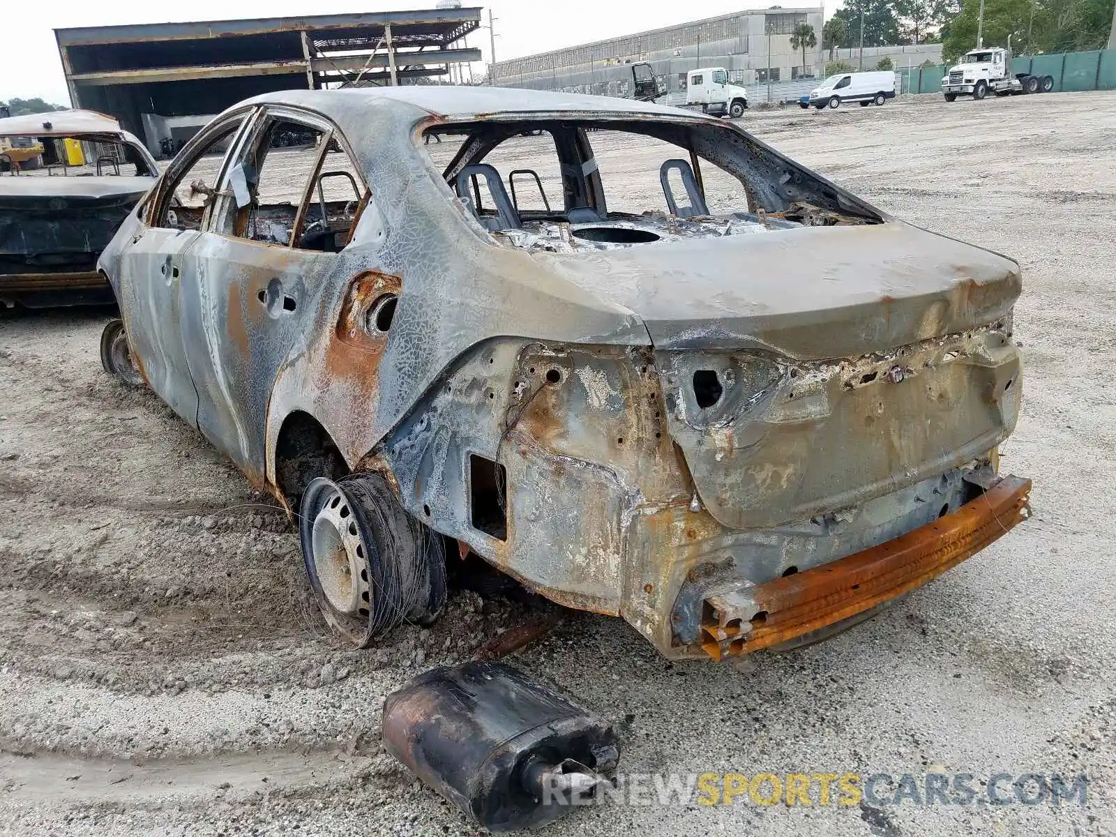 3 Фотография поврежденного автомобиля JTDEPRAE5LJ095413 TOYOTA COROLLA 2020