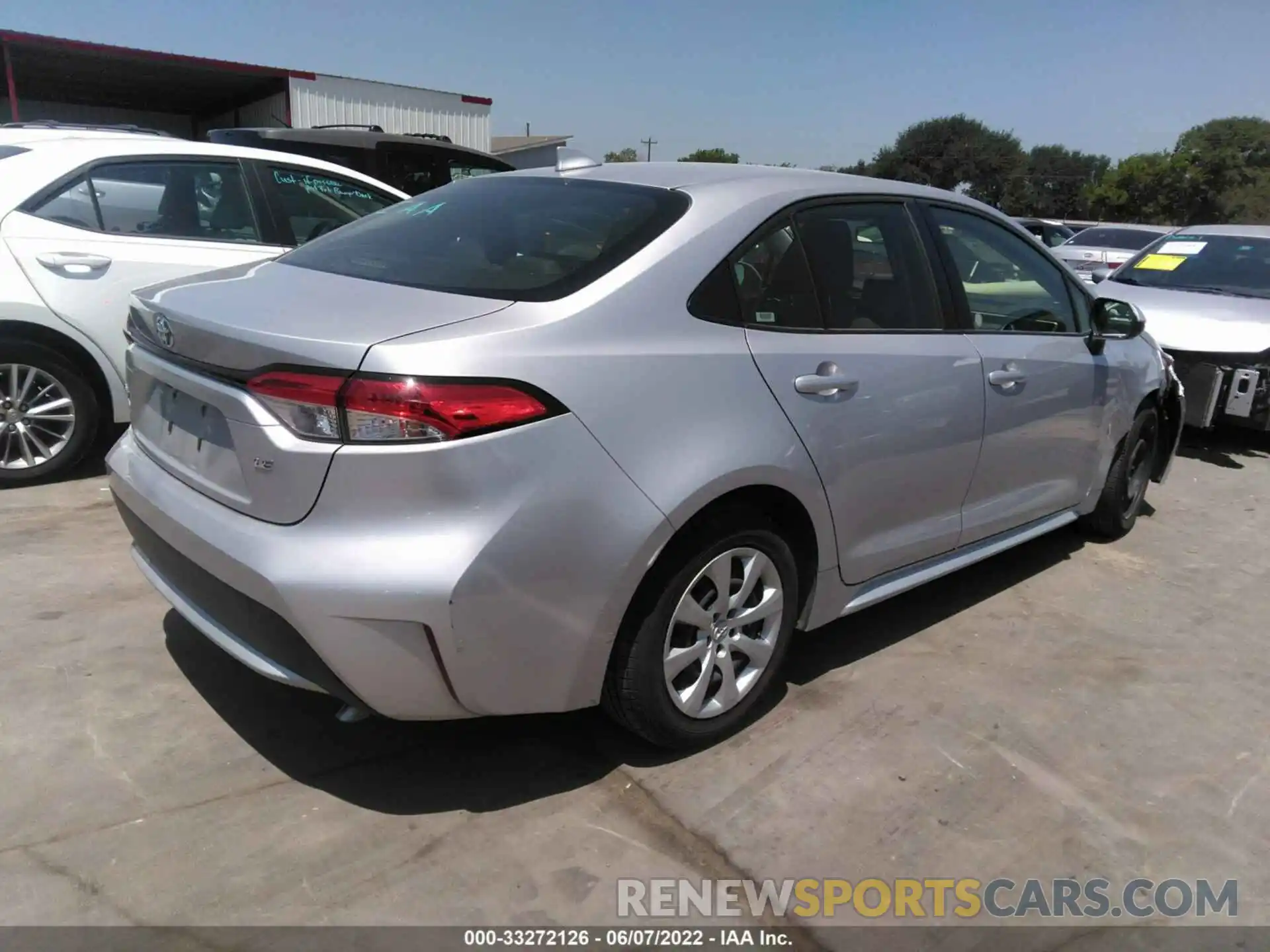 4 Photograph of a damaged car JTDEPRAE5LJ095590 TOYOTA COROLLA 2020