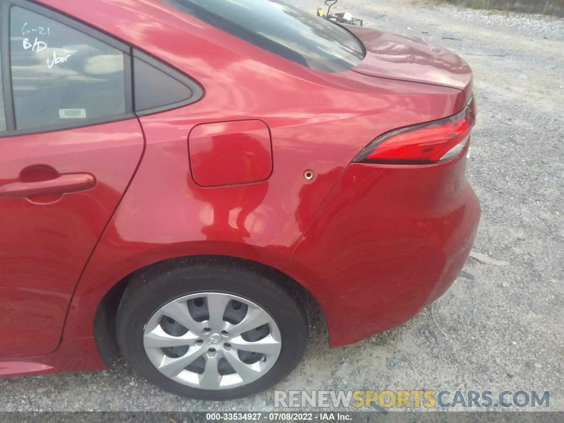 6 Photograph of a damaged car JTDEPRAE5LJ095878 TOYOTA COROLLA 2020