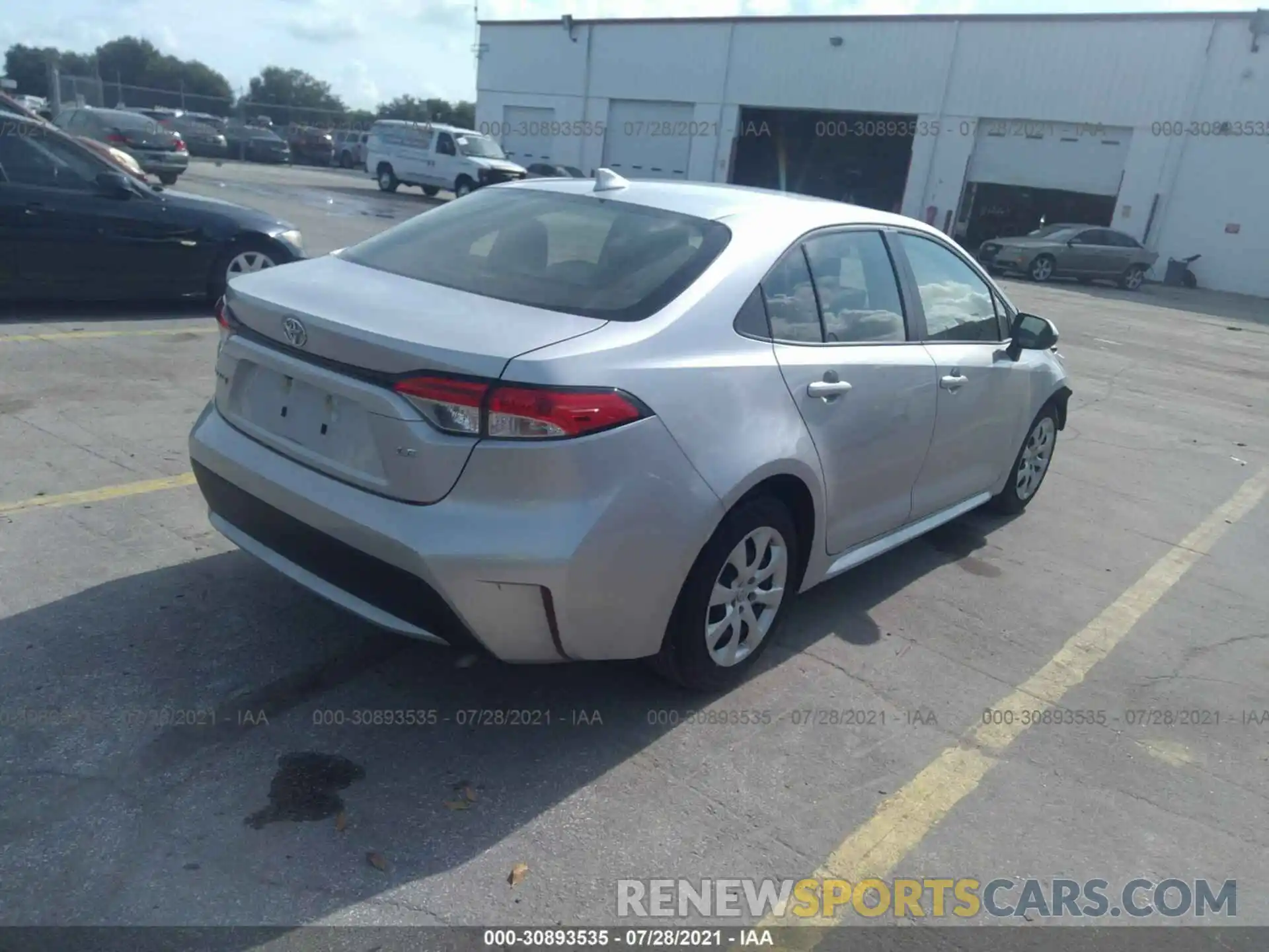 4 Photograph of a damaged car JTDEPRAE5LJ096044 TOYOTA COROLLA 2020