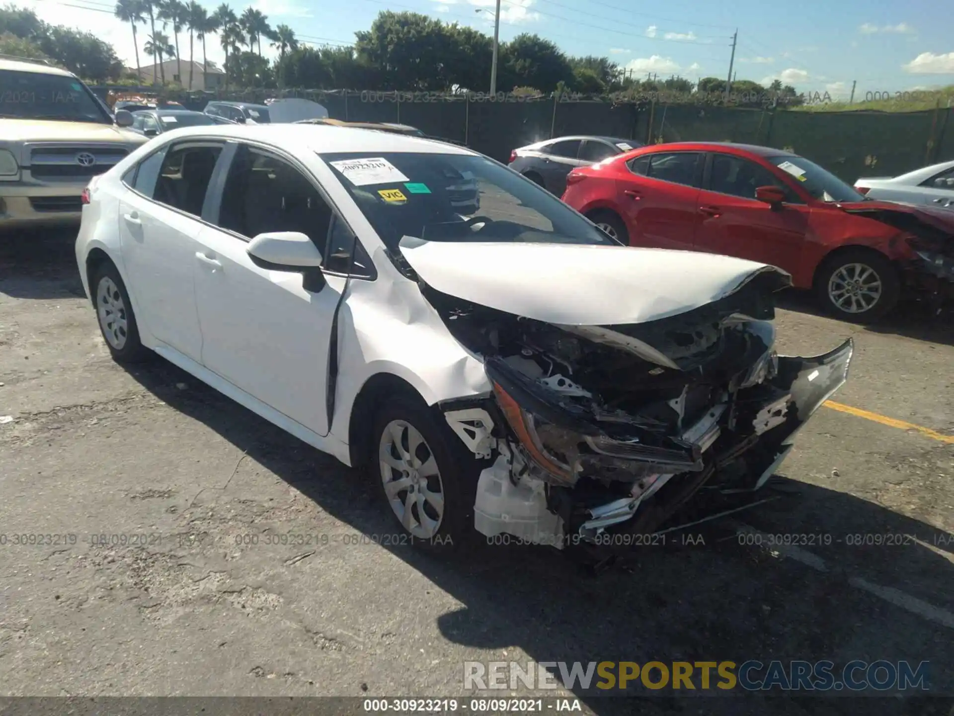 1 Photograph of a damaged car JTDEPRAE5LJ097159 TOYOTA COROLLA 2020