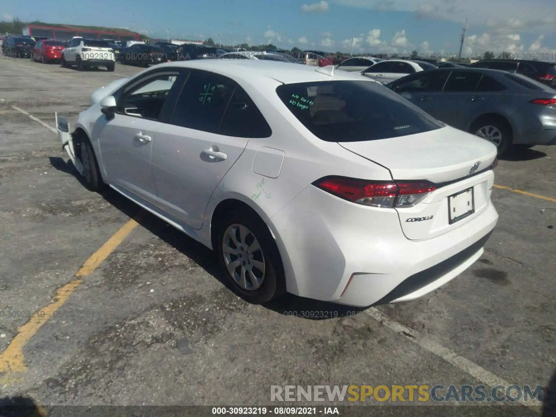 3 Photograph of a damaged car JTDEPRAE5LJ097159 TOYOTA COROLLA 2020