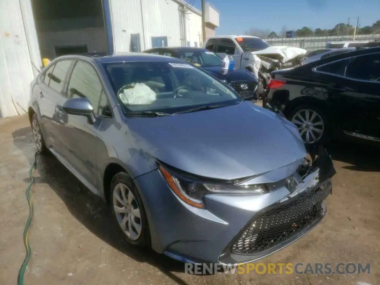 1 Photograph of a damaged car JTDEPRAE5LJ099445 TOYOTA COROLLA 2020