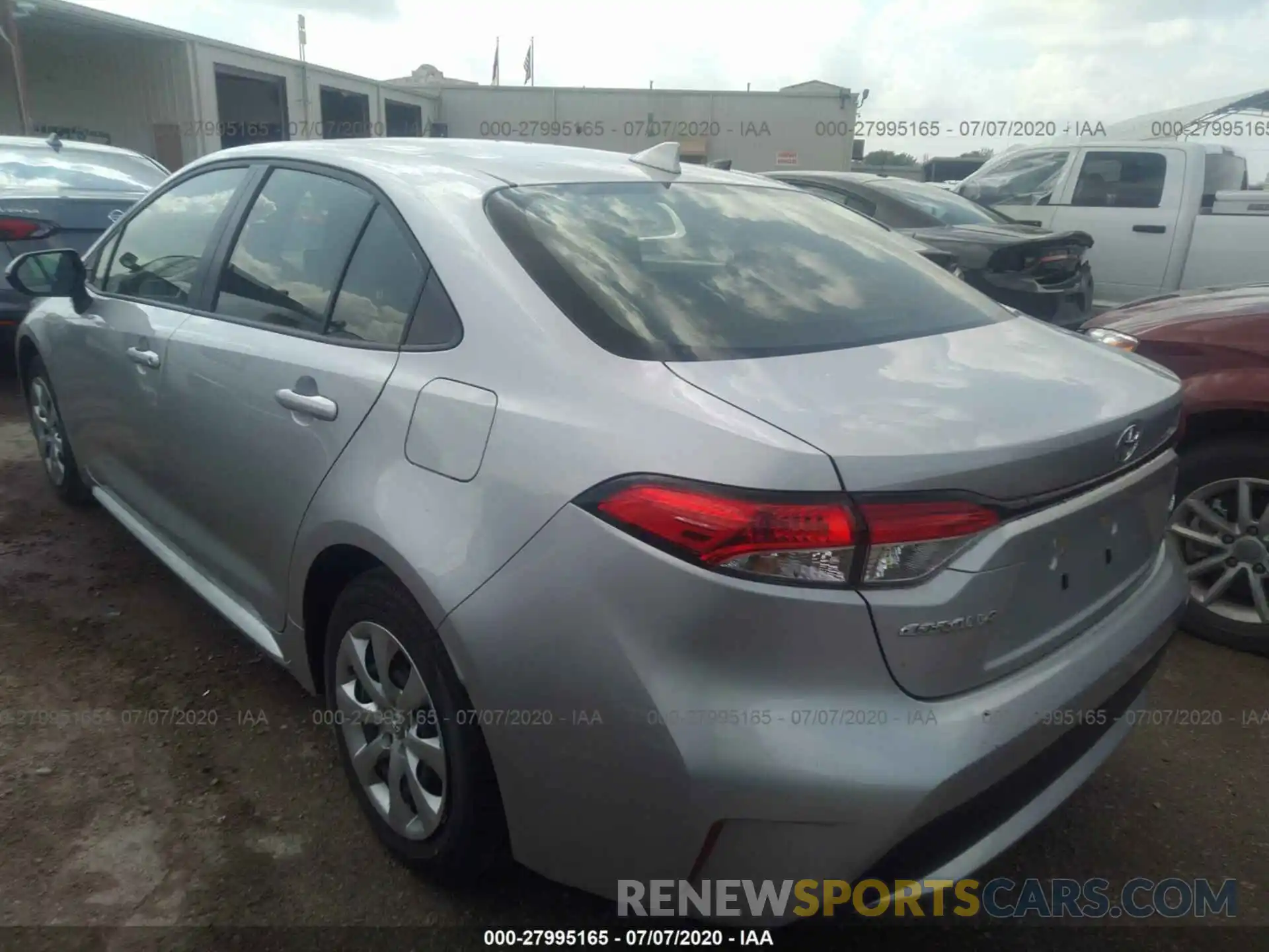 3 Photograph of a damaged car JTDEPRAE5LJ102439 TOYOTA COROLLA 2020