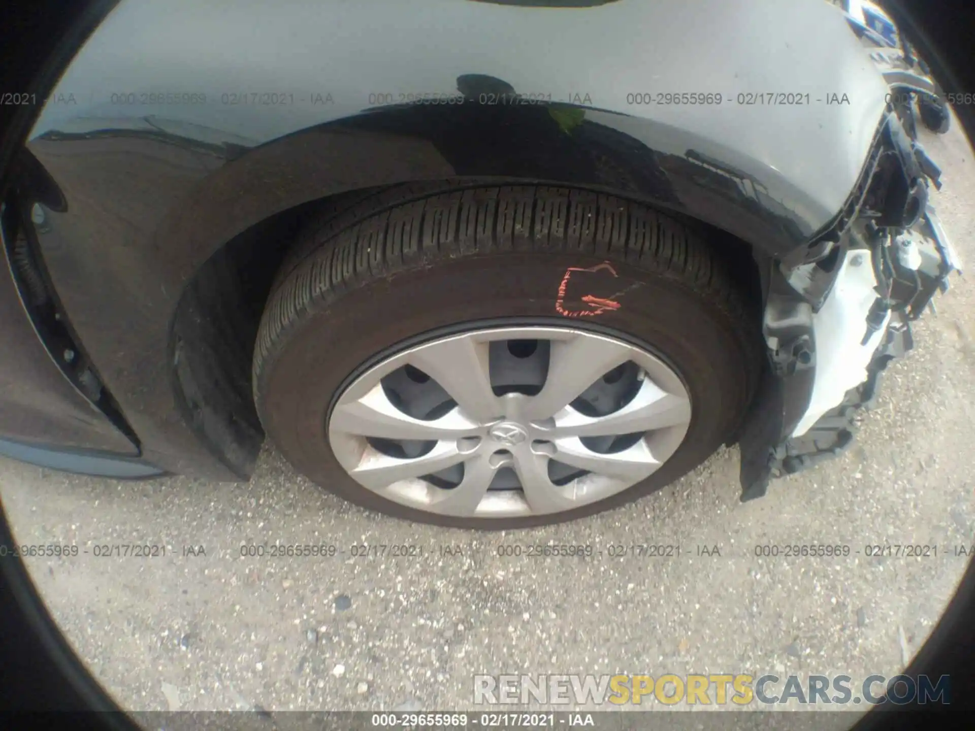 14 Photograph of a damaged car JTDEPRAE5LJ102571 TOYOTA COROLLA 2020