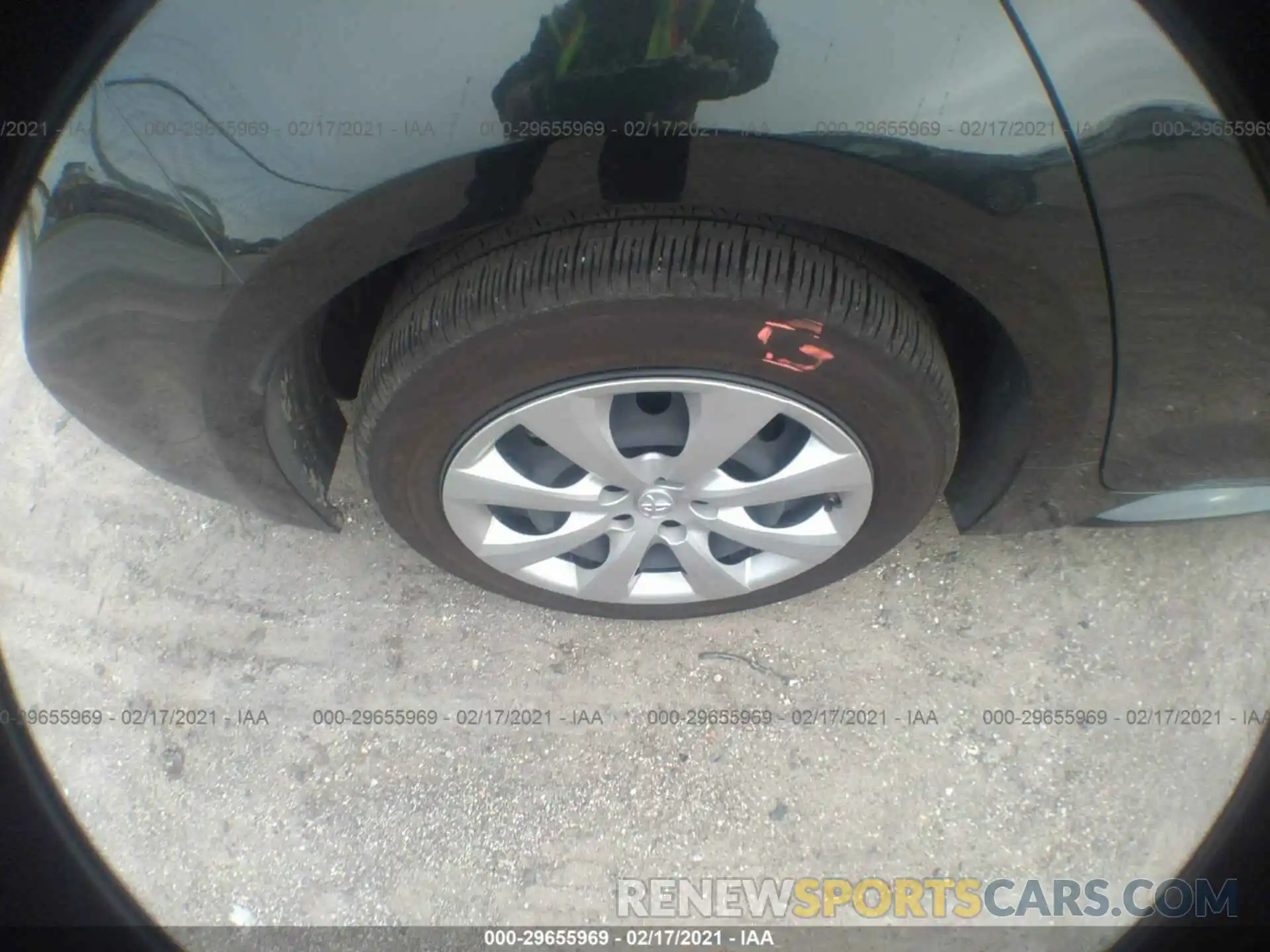 15 Photograph of a damaged car JTDEPRAE5LJ102571 TOYOTA COROLLA 2020